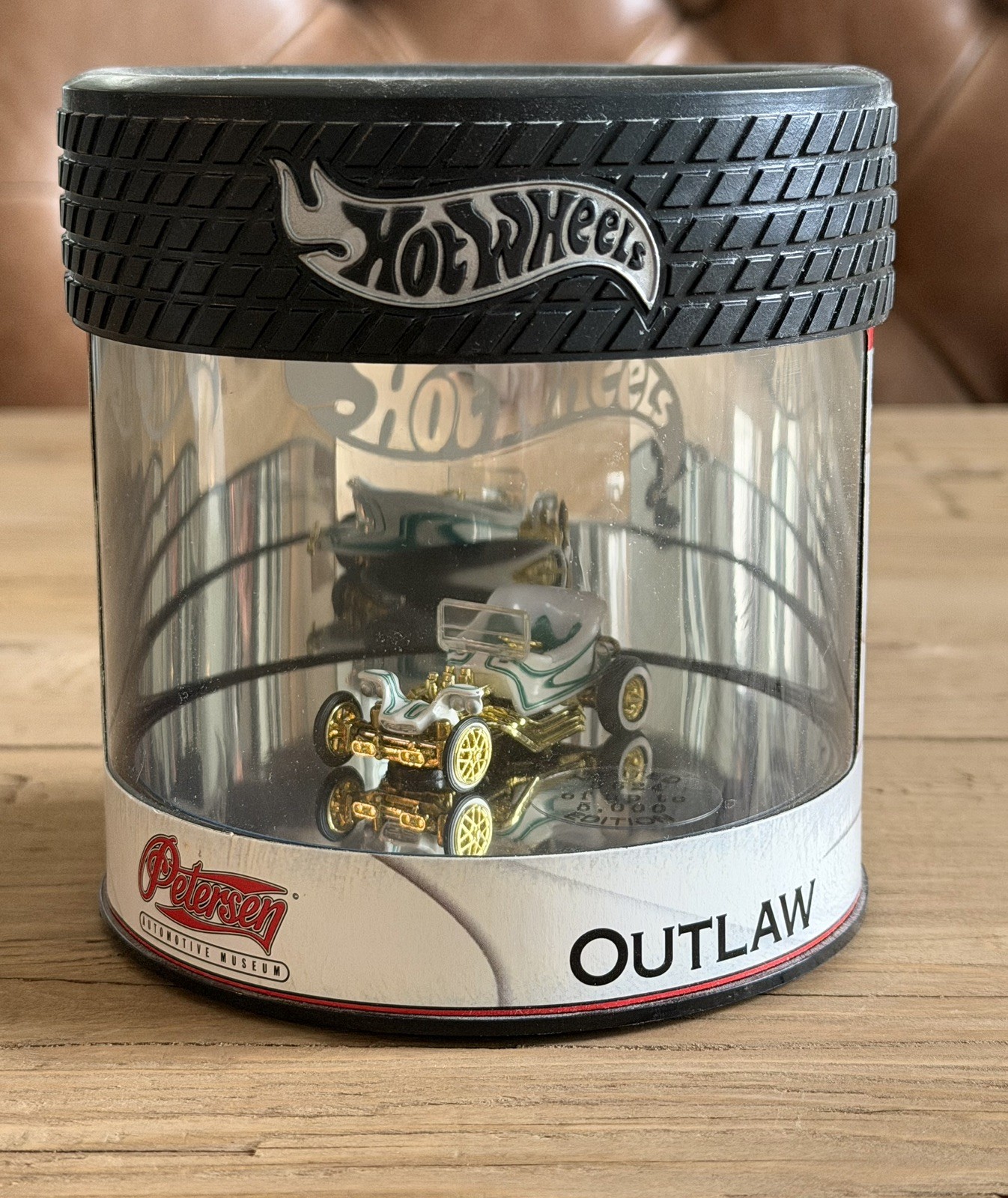 ULTRA RARE Hot Wheels Petersen Automotive Museum Ed Roth Oil Can GOLD OUTLAW ‘06