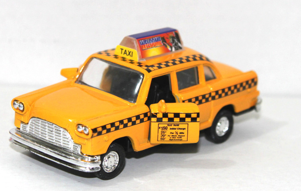 Die cast Classic New York City Old Fashion Yellow Taxi Cab toy model 5 inch size