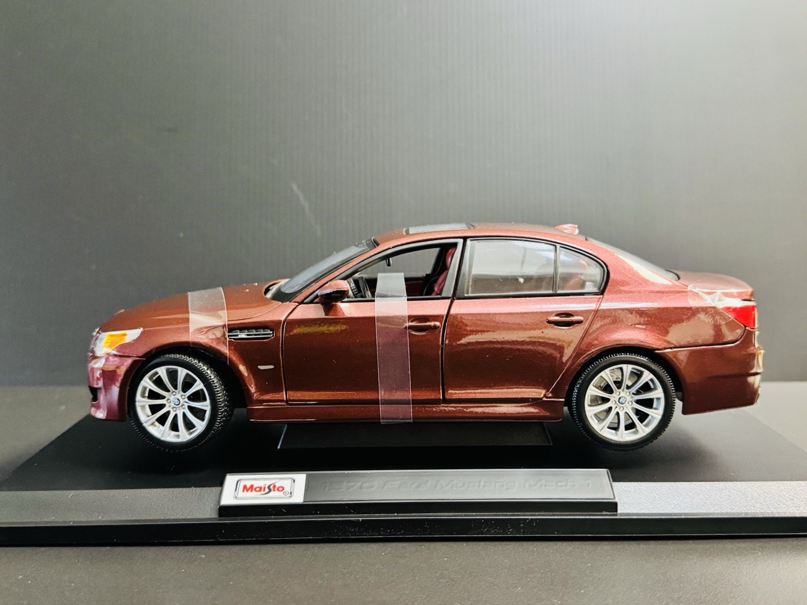 2010 BMW M5 Indianapolis Red Metallic 1/18 Maisto HTF !