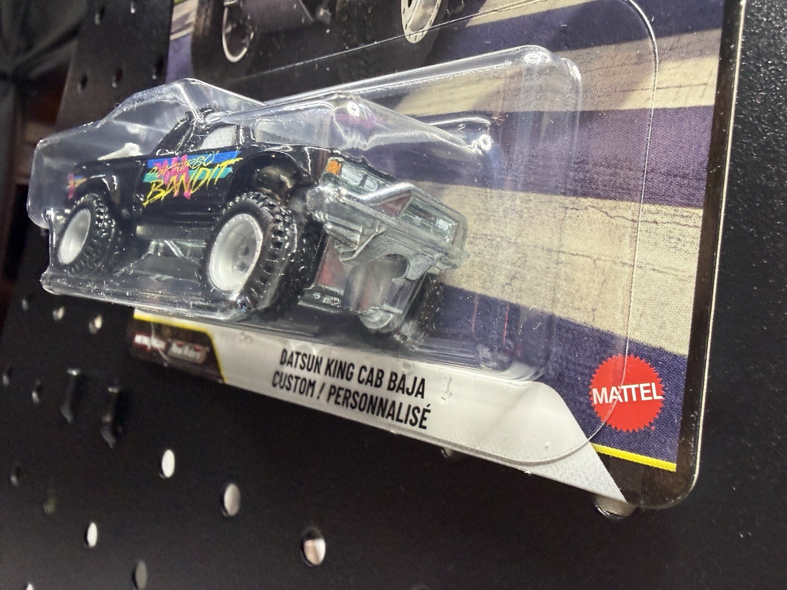 💥Hot Wheels Boulevard Datsun King Cab Baja Custom Pickup Truck Real Riders 1:64