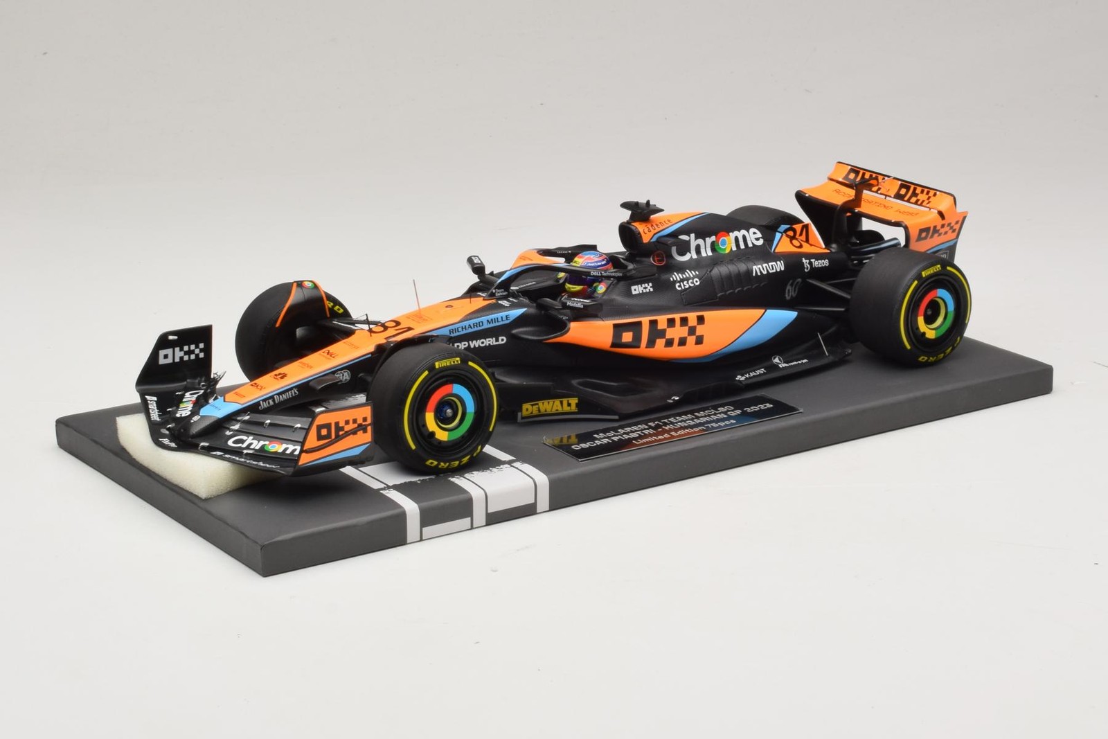 McLaren MCL60 #81 O. Piastri Hungarian GP 2023 Minichamps 1:18 | 537233081