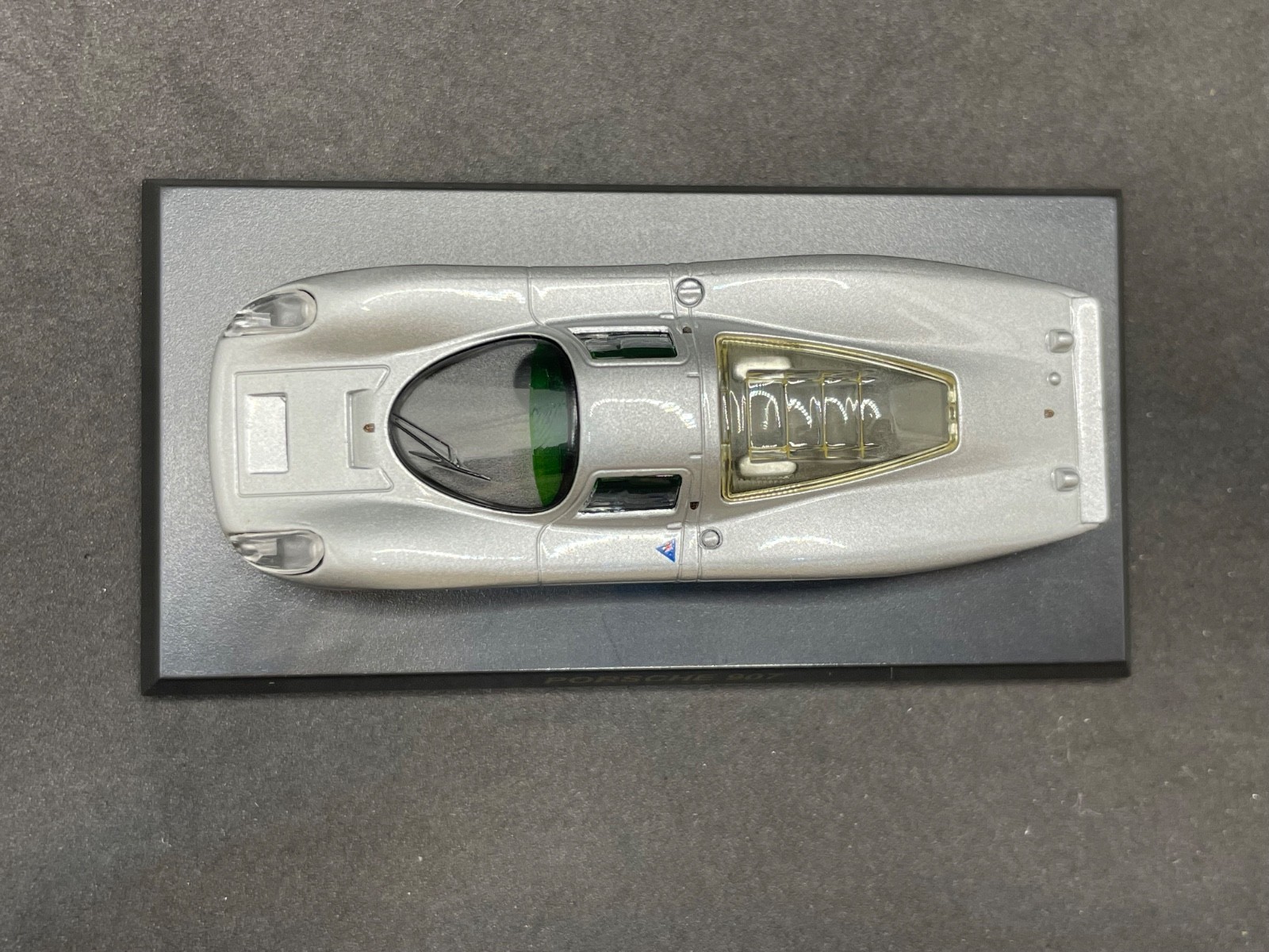 Kyosho 1/64 Porsche collection4 907 Silver diecast model car 51B3