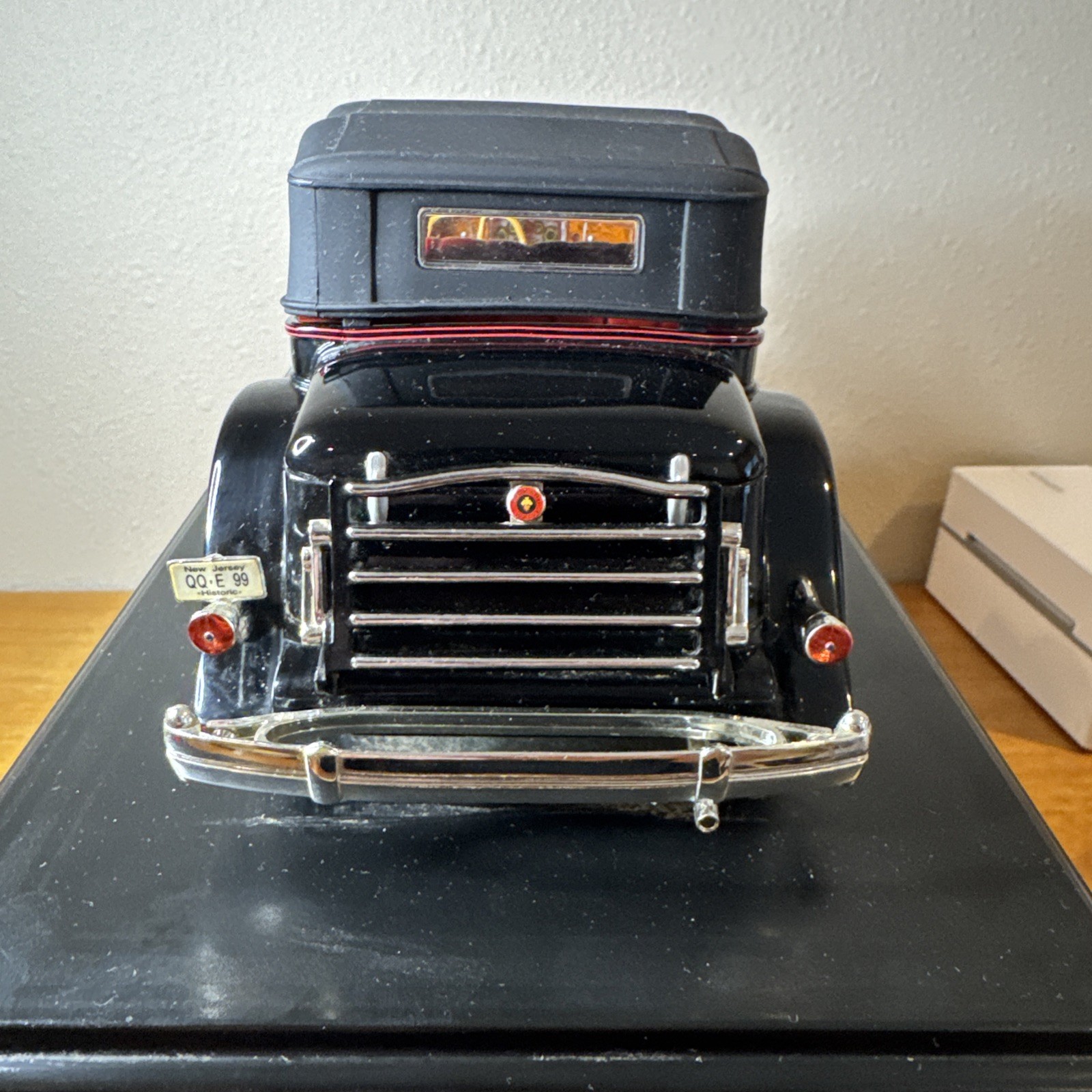 1934 Anson Packard Car Model 1:18 Scale Black Beauty. Removable Top ￼