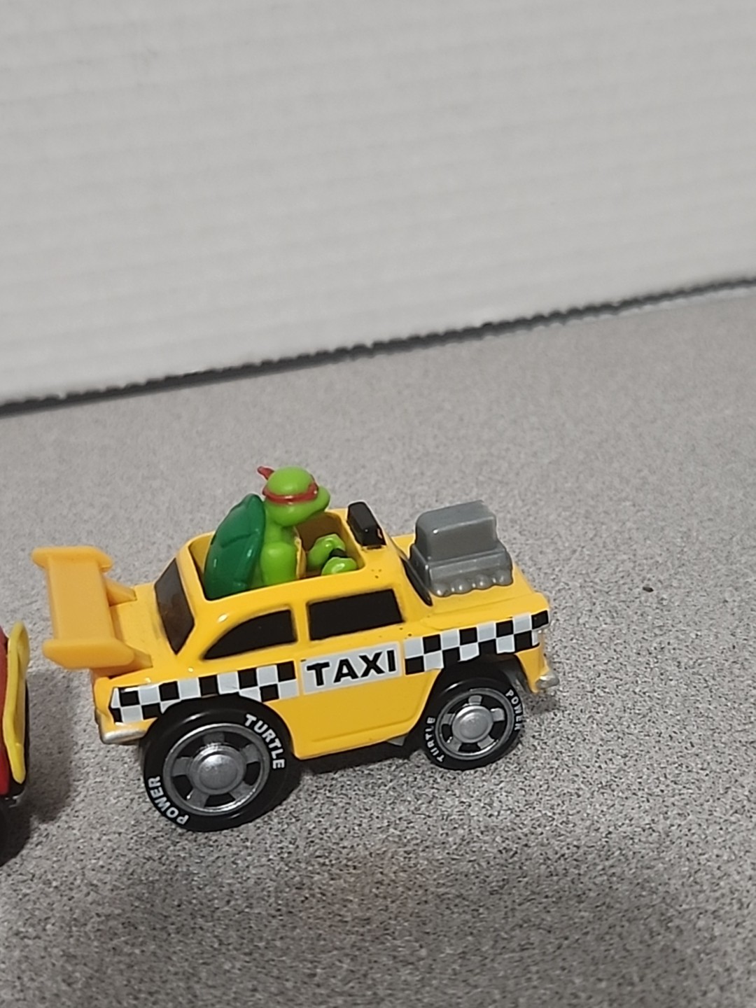 3 Loose Multicolor Cars Lot Of 3 ~ Red Valley Camp & Taxi