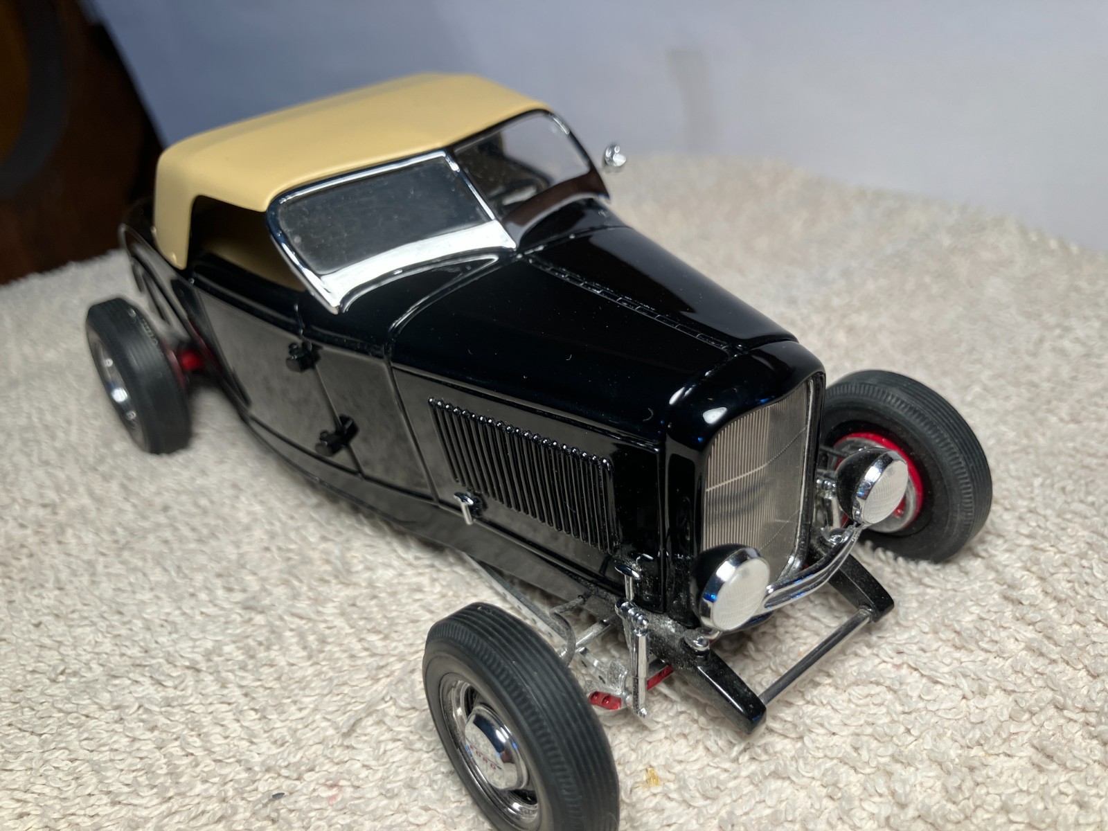 Danbury Mint 1/24 1932 Ford Deuce Highboy