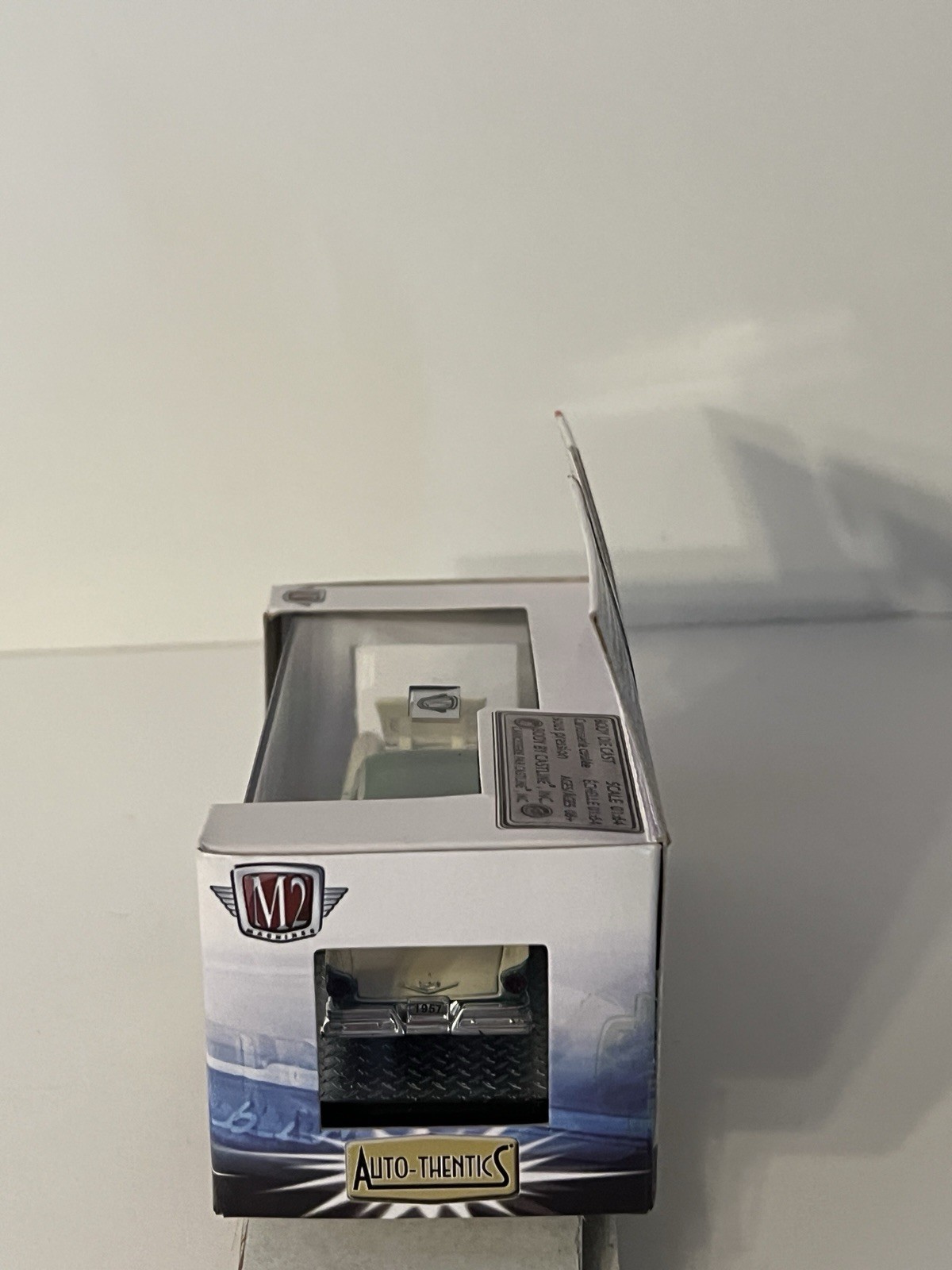 1957 Ford Fairlane 500 M2 Machines Auto‑Thentics R35 Premium Edition Diecast NIB