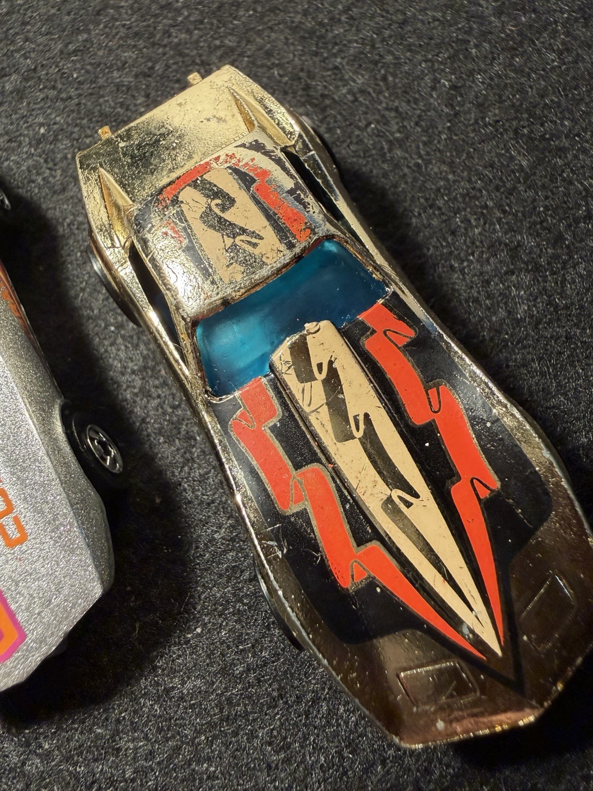 Hot Wheels LOT of 6 vintage Corvette Stingrays loose-all diff see photos please