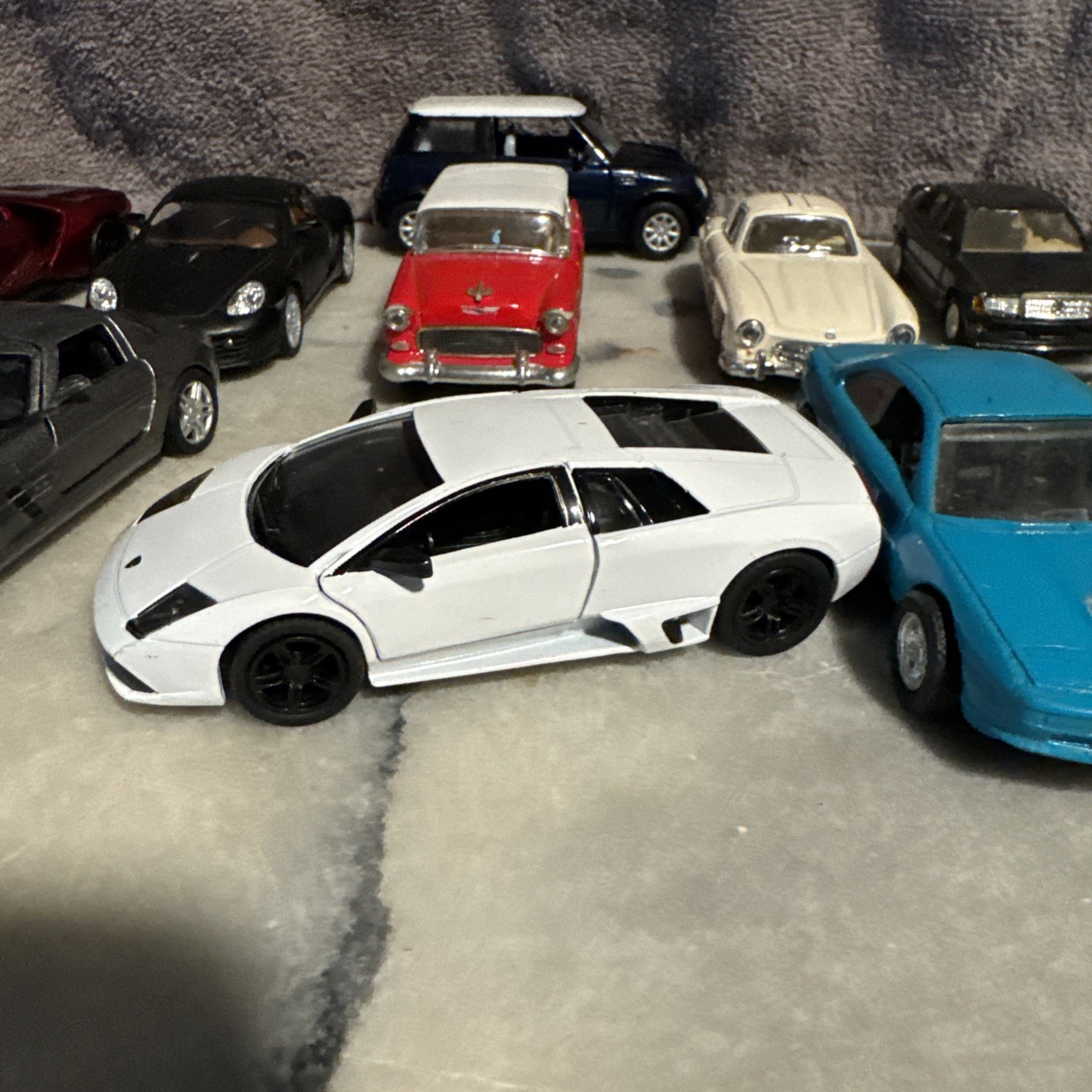Lot Of Used Mixed Brand Toy Cars KINSMART ,and other Diecast 13 Total.