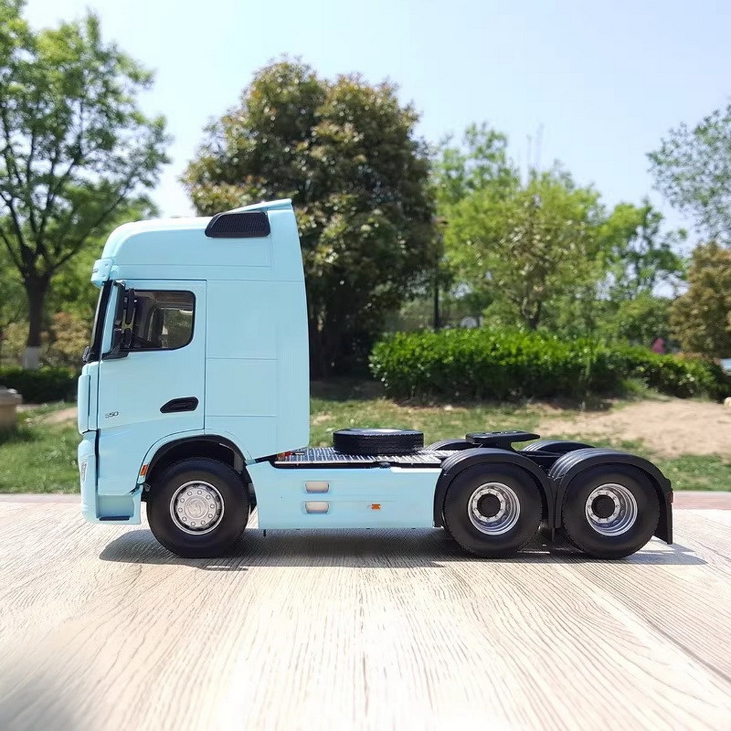 1/24 Scale SHACMAN X6000 Truck Blue Diecast Car Model Toy Collection Gift
