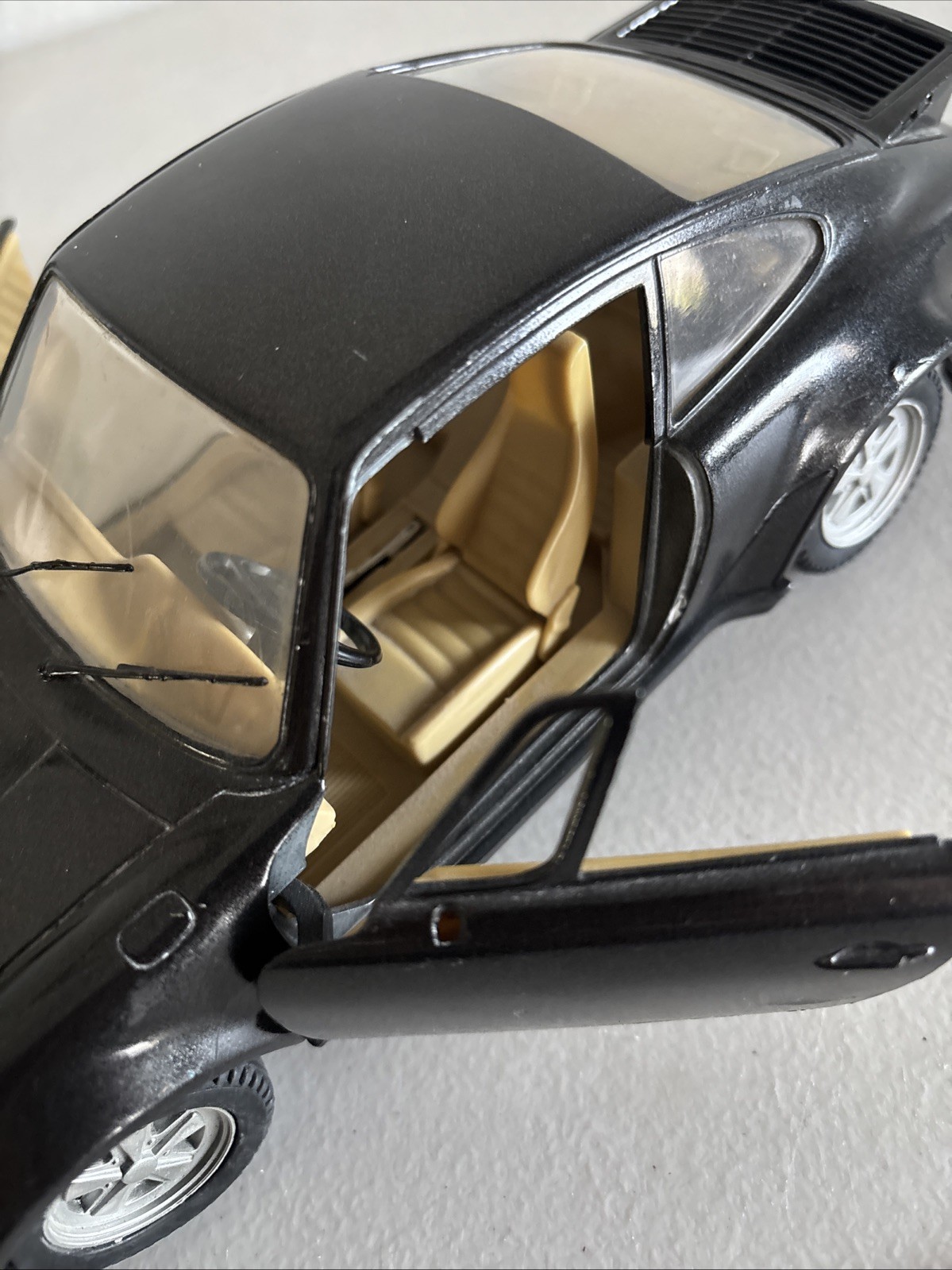 Polistil 1/16 Scale Diecast 060369 – Porsche 911 Turbo – Black Made In Italy
