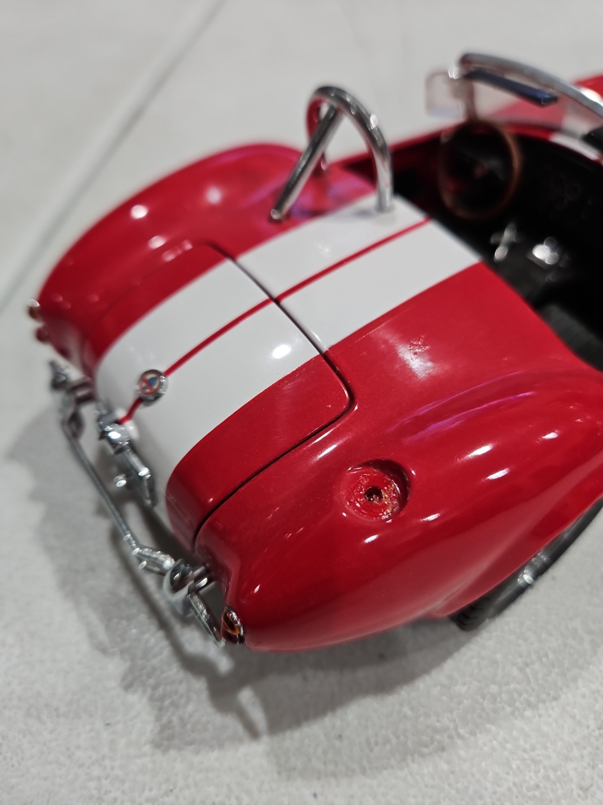 1:18 KYOSHO COBRA 427 RED ON BLACK [NO BOX] AS IS – Missing Gas Cap 🇺🇸 SHIPPED
