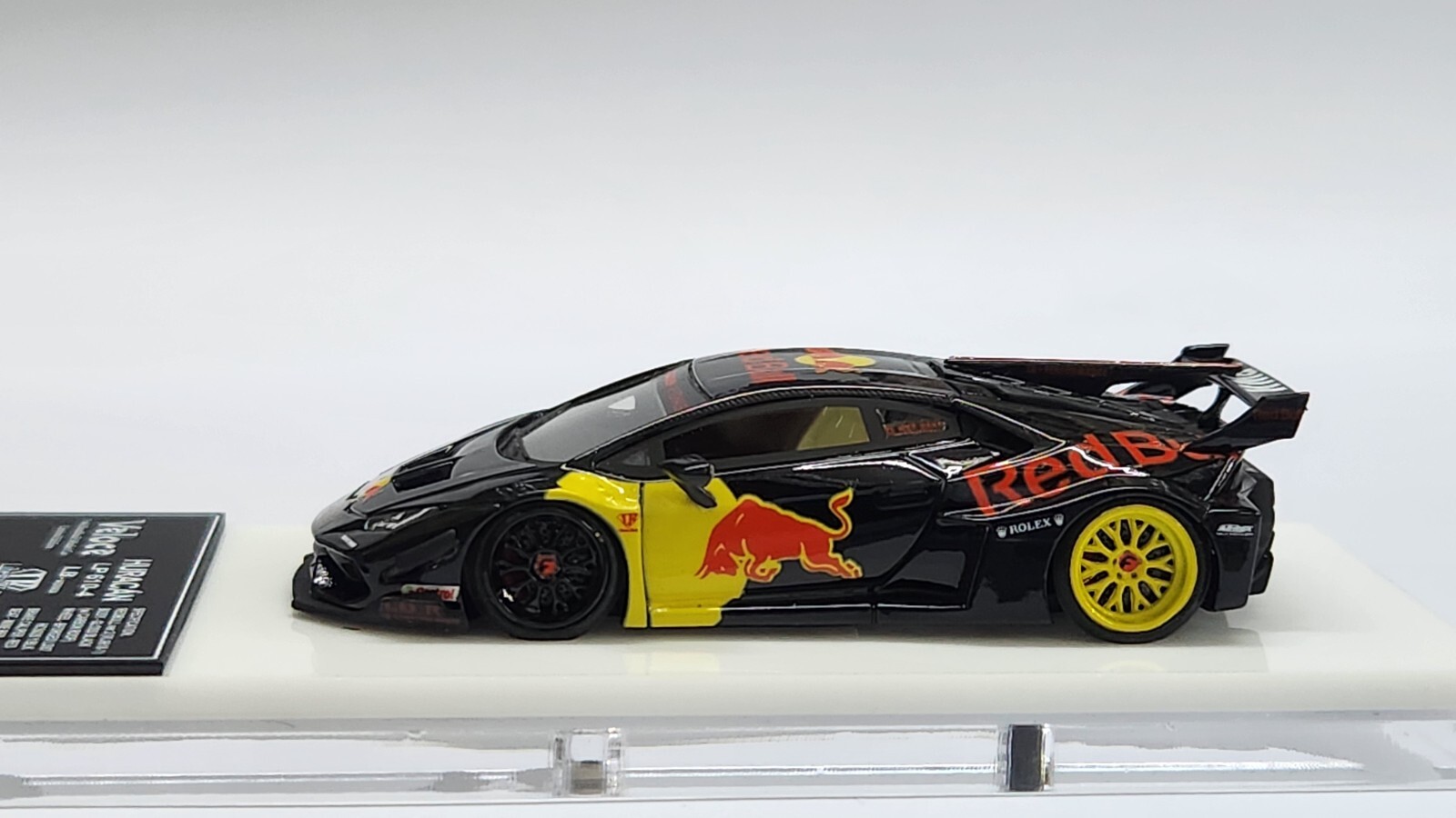 1:64 Veloce Lamborghini Huracan LP610-4 LB Performance Red Bull Gloss Black