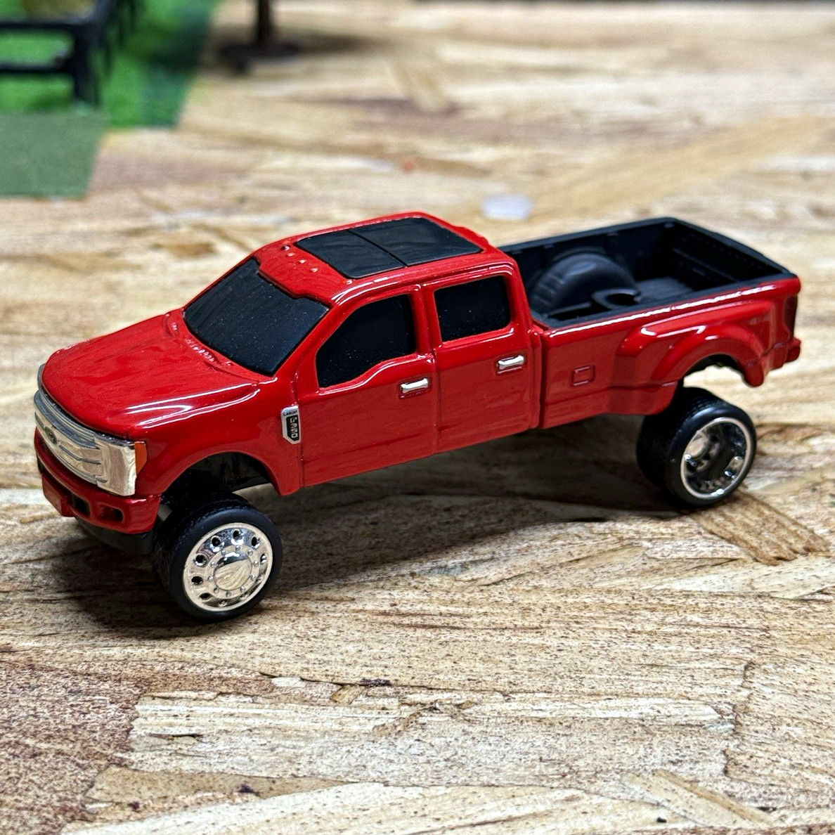 Ertl 2022 Ford F-250 1:64 Diecast Pickup Truck Red/Black/Silver LE
