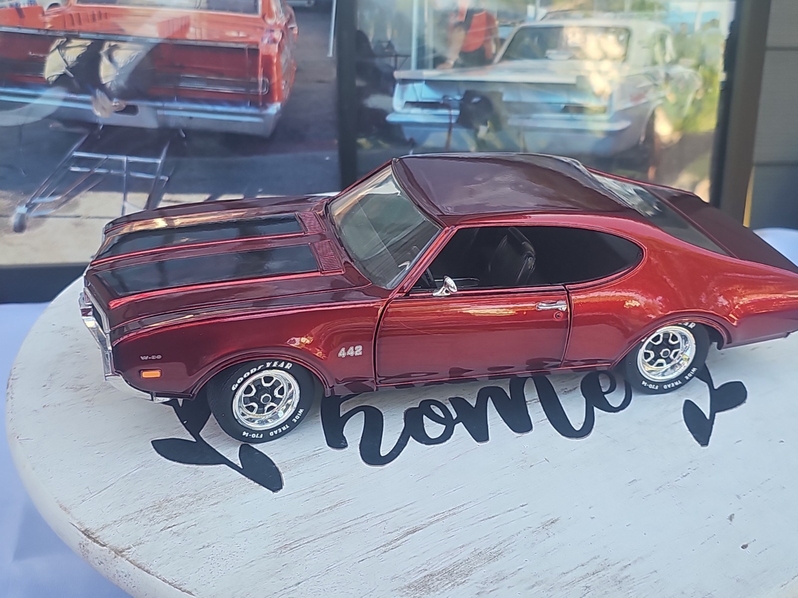ERTL American Muscle 2 GRAND Series Diecast 1969 Olds 442 W-30 Red W/ Black 1/18