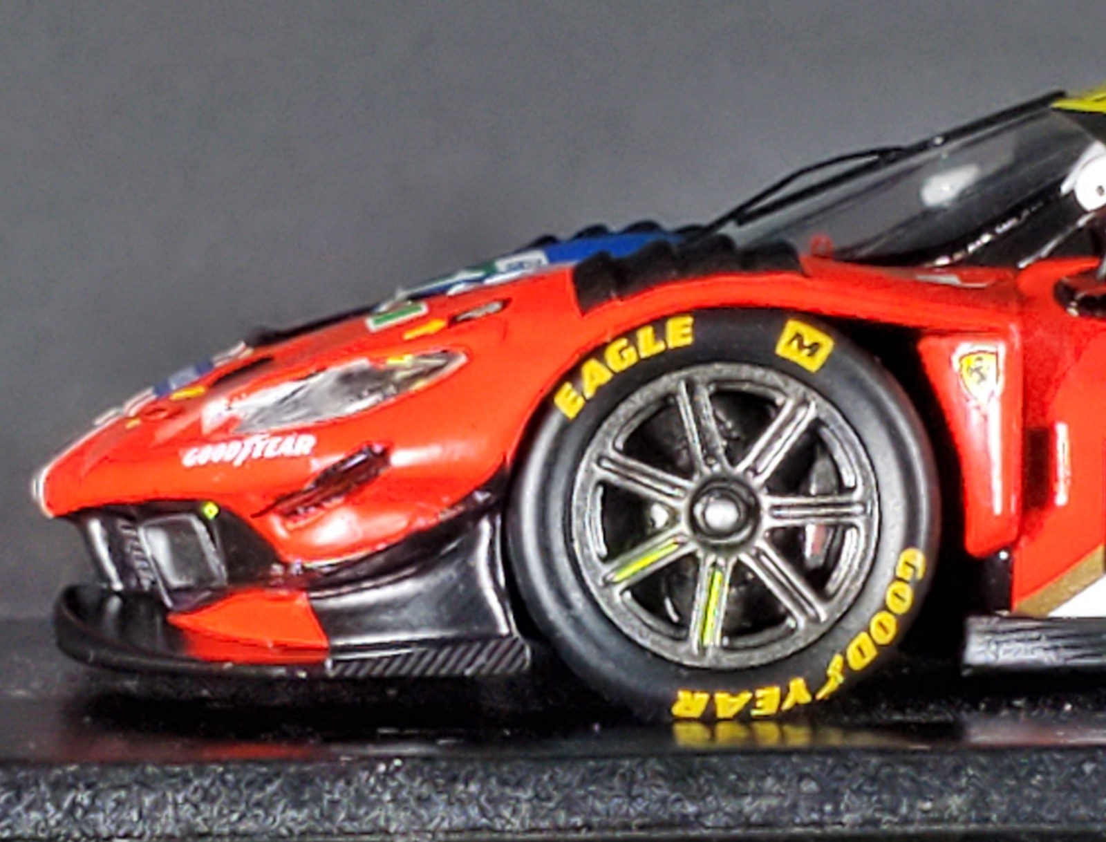 LOOKSMART Ferrari 499P LSLM196