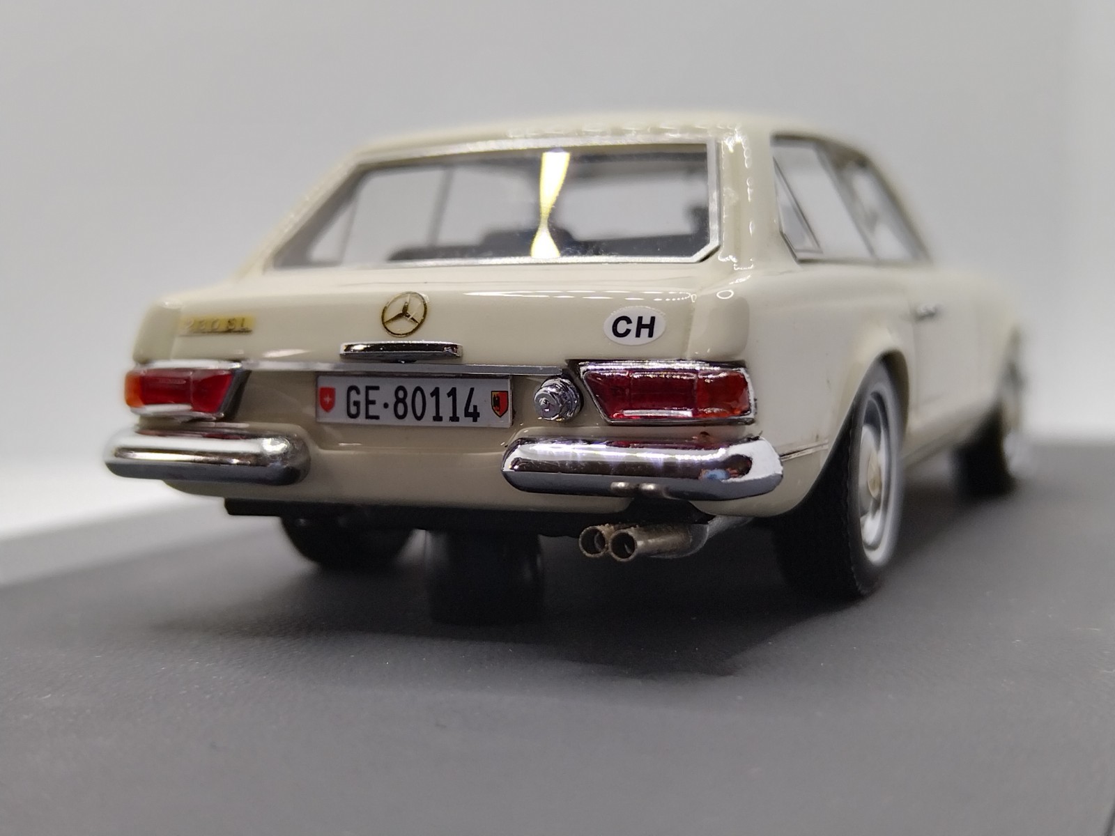 MATRIX 1/43 Frua Mercedes Benz 230SLX Shooting Brake 1966. Wow Rare!