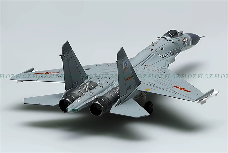 SQ Wings 1st Air Division SU-27SK 1:200 Model Tiger