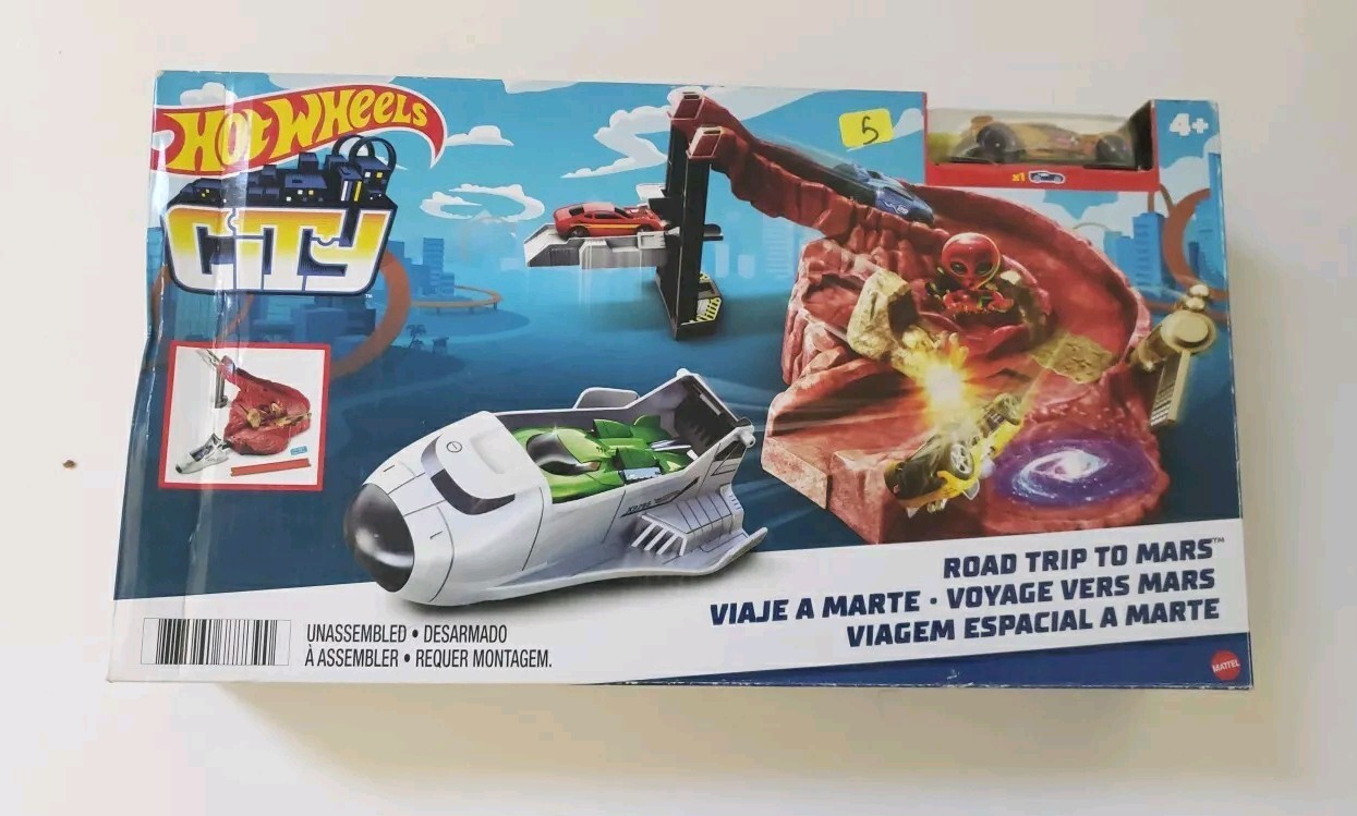 Hot Wheels Road Trip To Mars Slightly Damaged Box Please See Photos