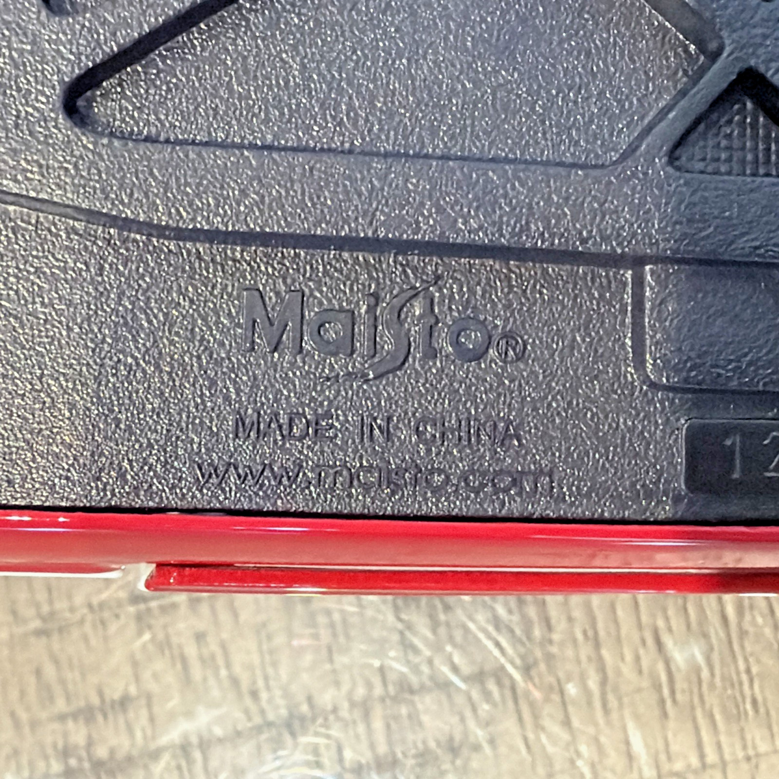 Maisto 1957 Chevrolet Corvette convertible red 1:24 Diecast
