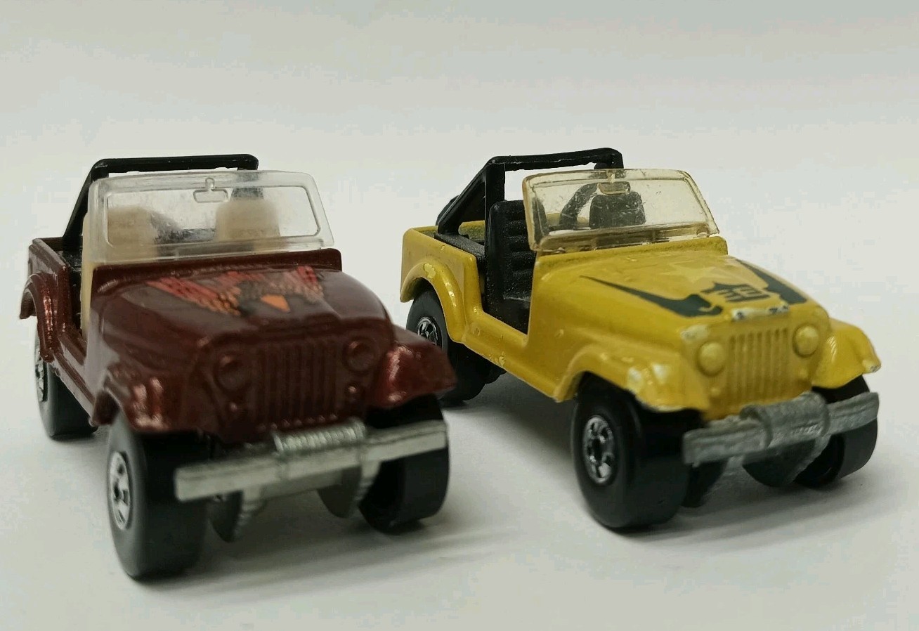Hot Wheels Black Wall Jeep CJ7 4×4 Military Green And Copper Golden Eagle 1981