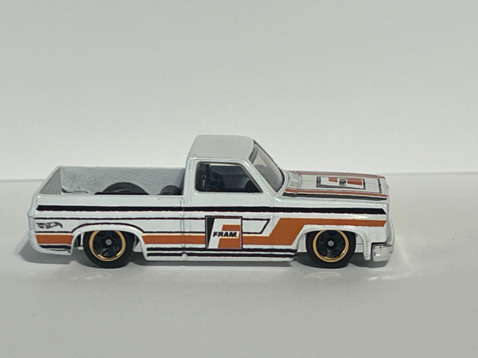 hot wheels CUSTOM white fram 1983 silverado