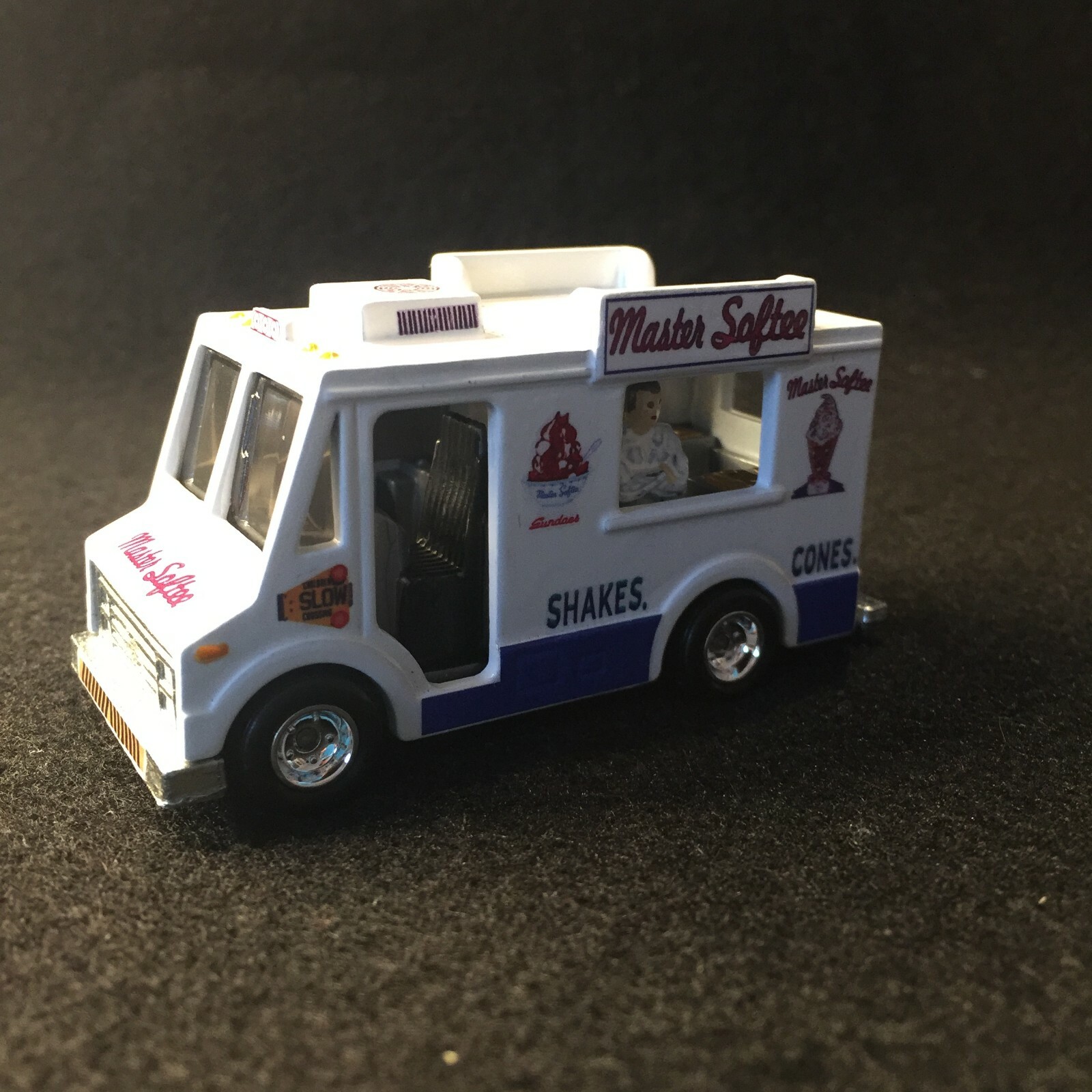 Clear 1:64 Waterslide for Hot Wheels Ice Cream Truck Quick Bite Master Softee