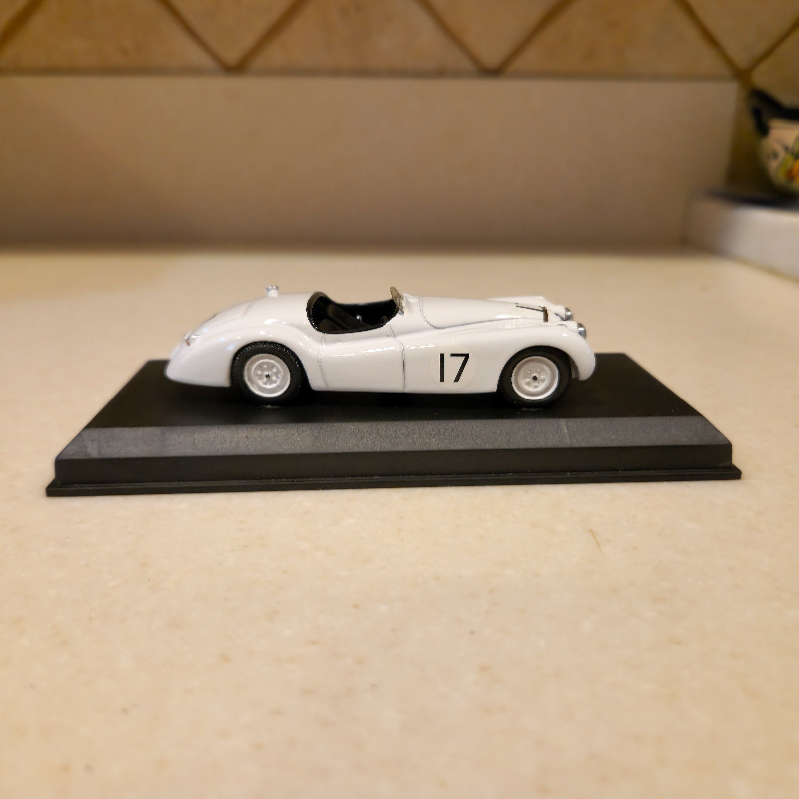 1:43 Top Model Collection 1950 Jaguar XK 120, Le Mans 1950 #17 White