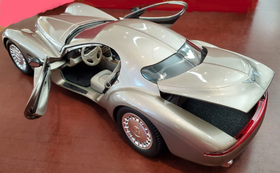 Concept Car Classic Custom Built1:18Race24Racing12Racer Hot Rod Carousel Biege