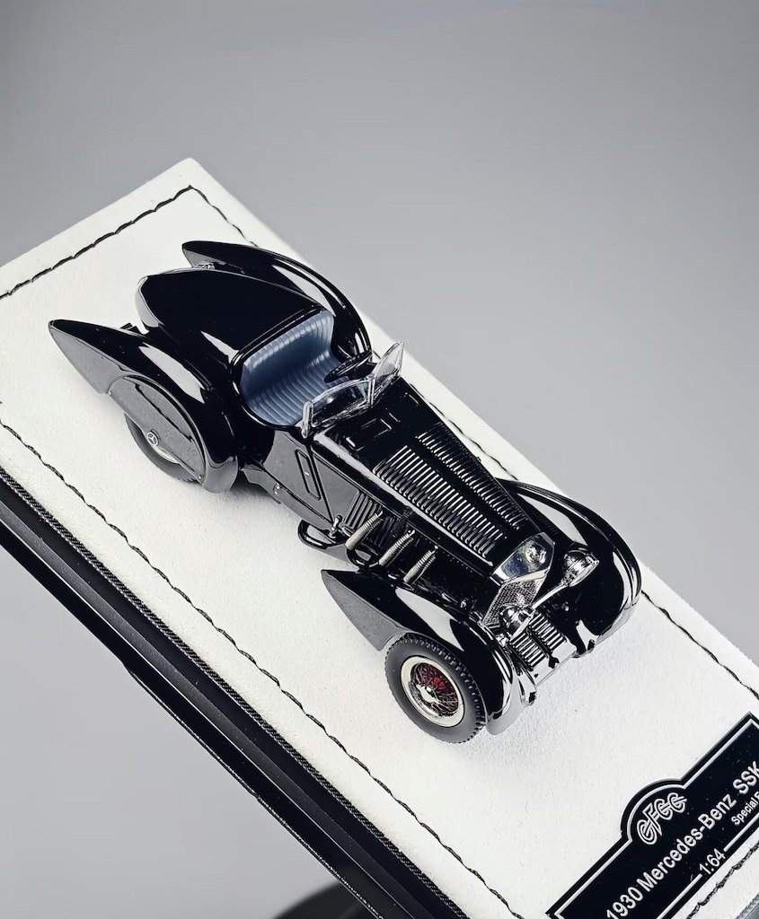 GFCC 1:64 HEC Black 1930 SSK Classic Vintage Model Diecast Metal Car