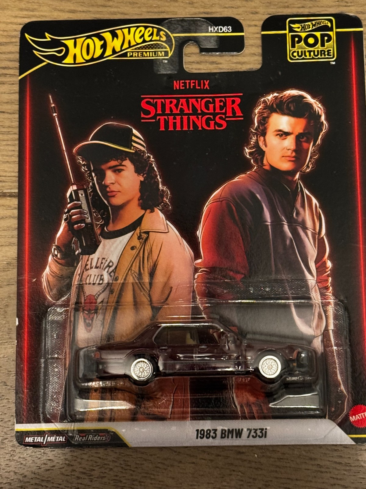 HOT WHEELS PREMIUM POP CULTURE 2025 NETFLIX STRANGER THINGS 1983 BMW 733i