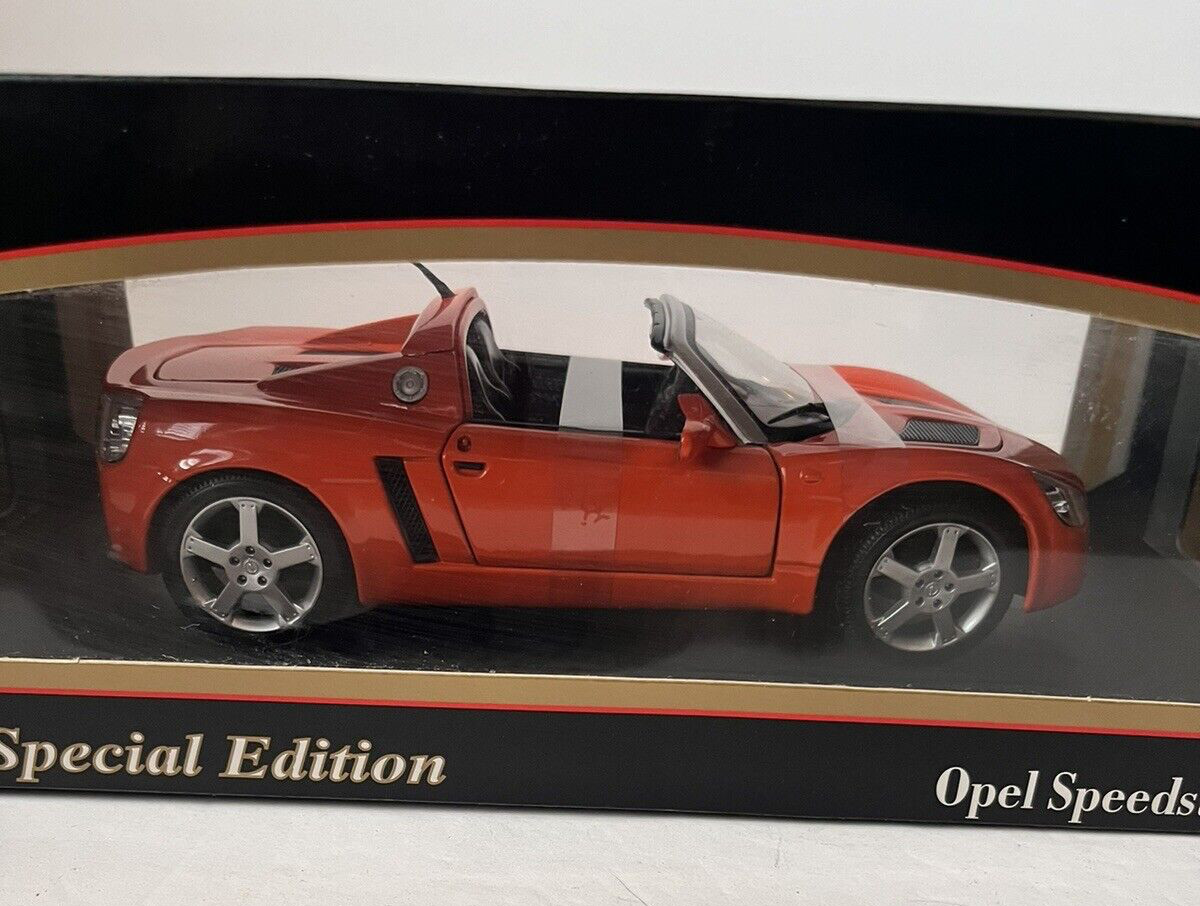 TA907 Maisto Special Edition 1/18 Opel Speedster Cabriolet 2000 Ref 31615 Orange