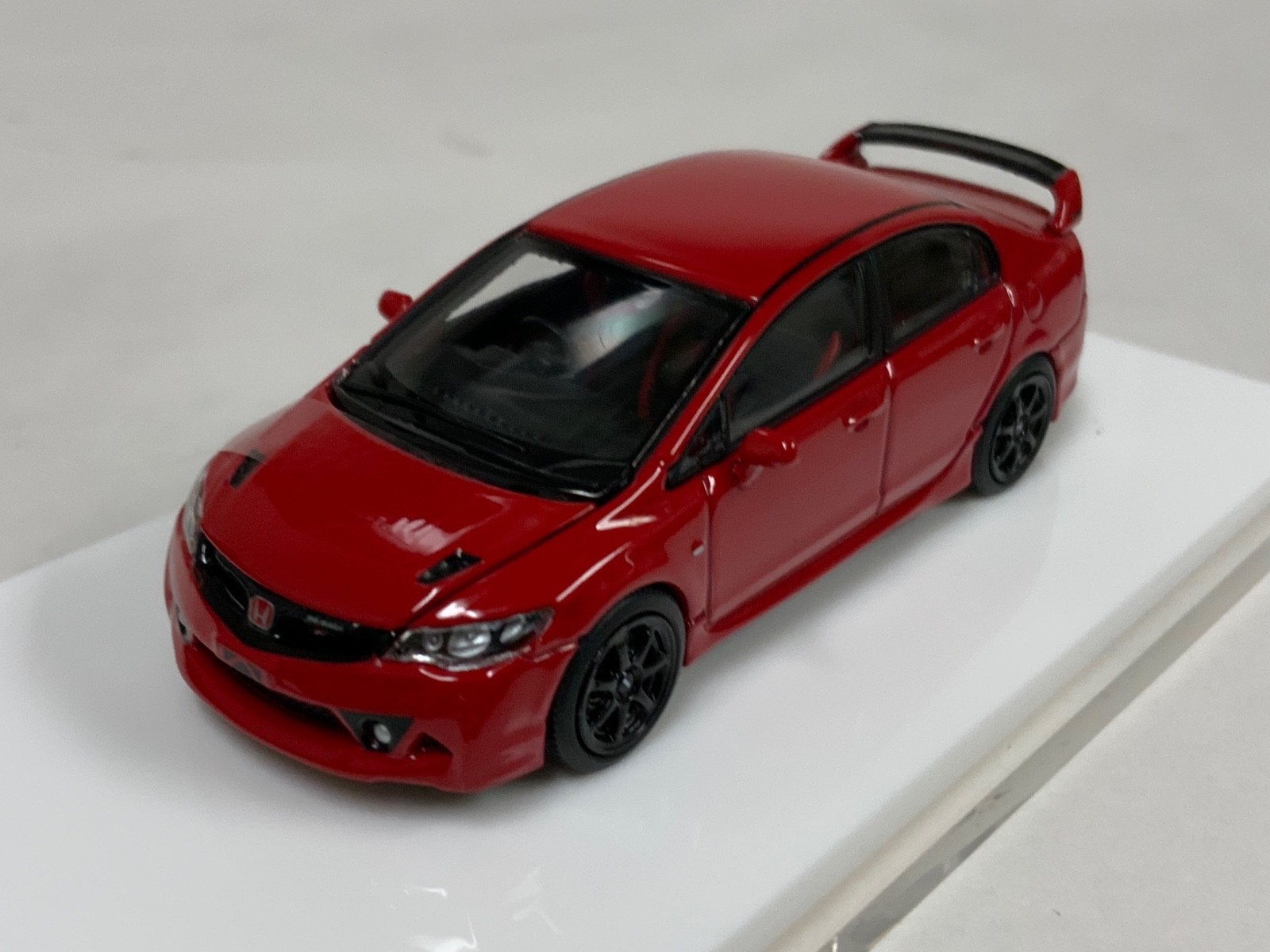 1/64 Motorhelix Honda Civic FD2 Mugen RR in Red With Engine Details. MIX 2