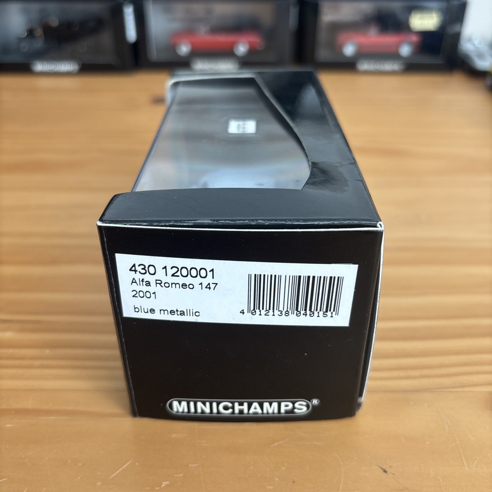 1:43 Minichamps Alfa Romeo 147 Azzuro Nuvola 2001 Light Blue Metallic 120001