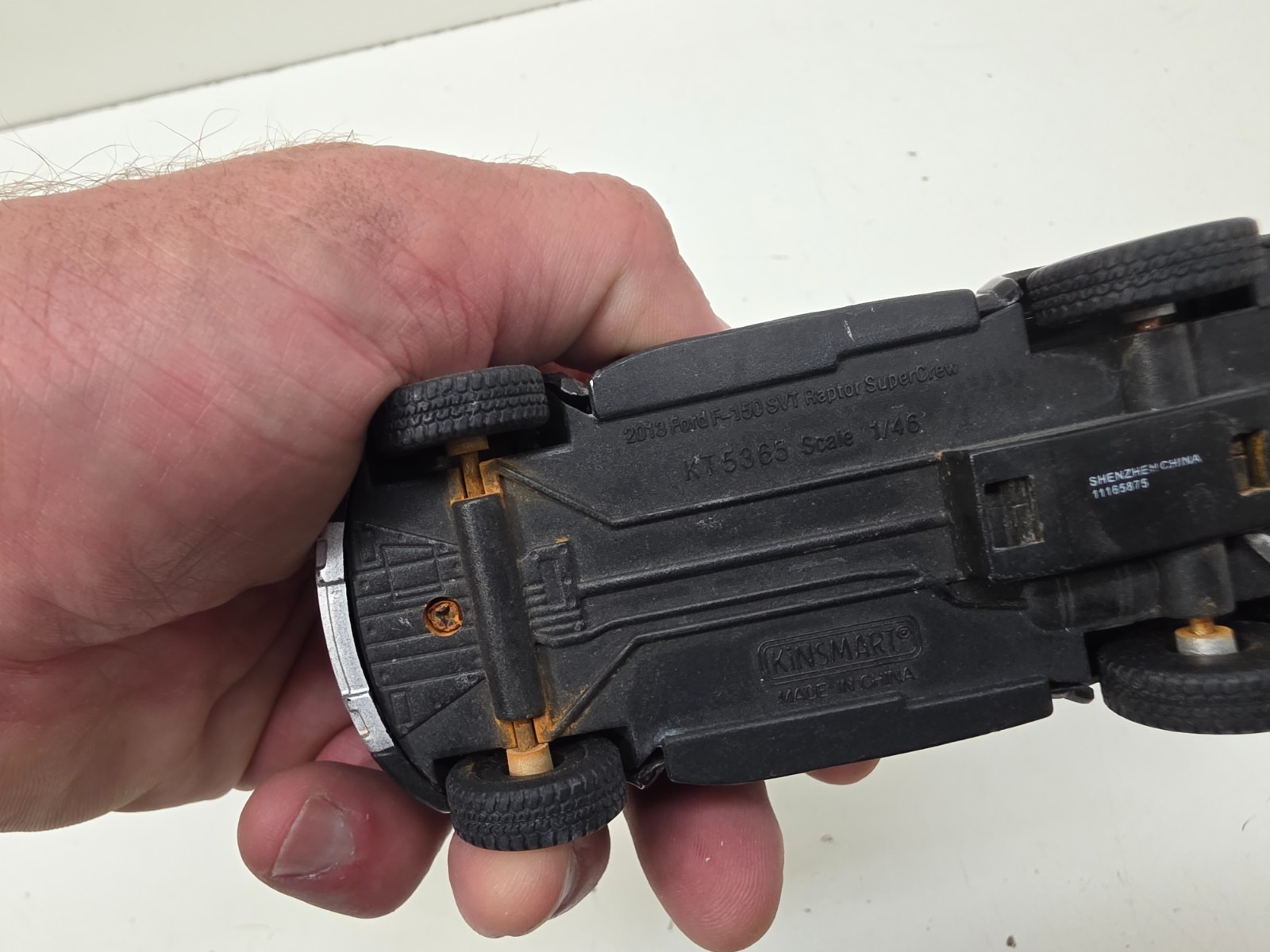 Kinsmart FORD F-150 SVT Raptor SuperCrew PickUp 1:46 BLACK