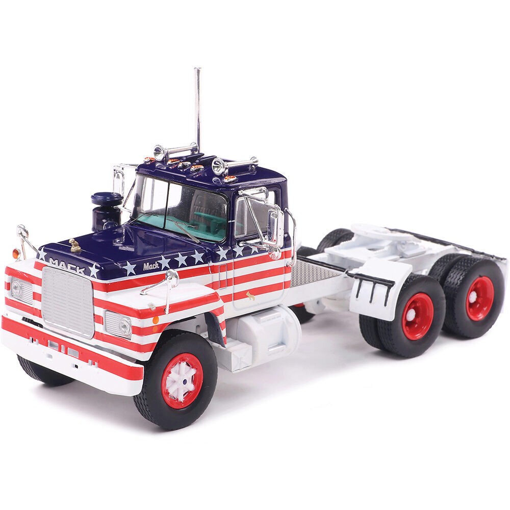 1966 Mack R Series – Red & Blue