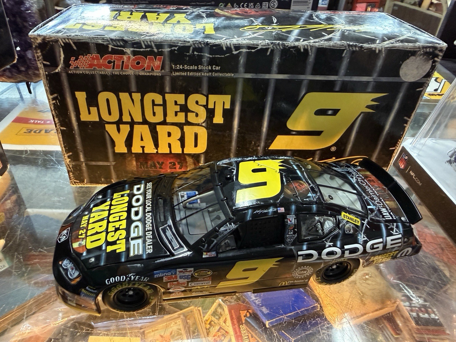 Kasey Kahne 1/24 #9 2004 Dodge Intrepid Dealers Longest Yard Diecast