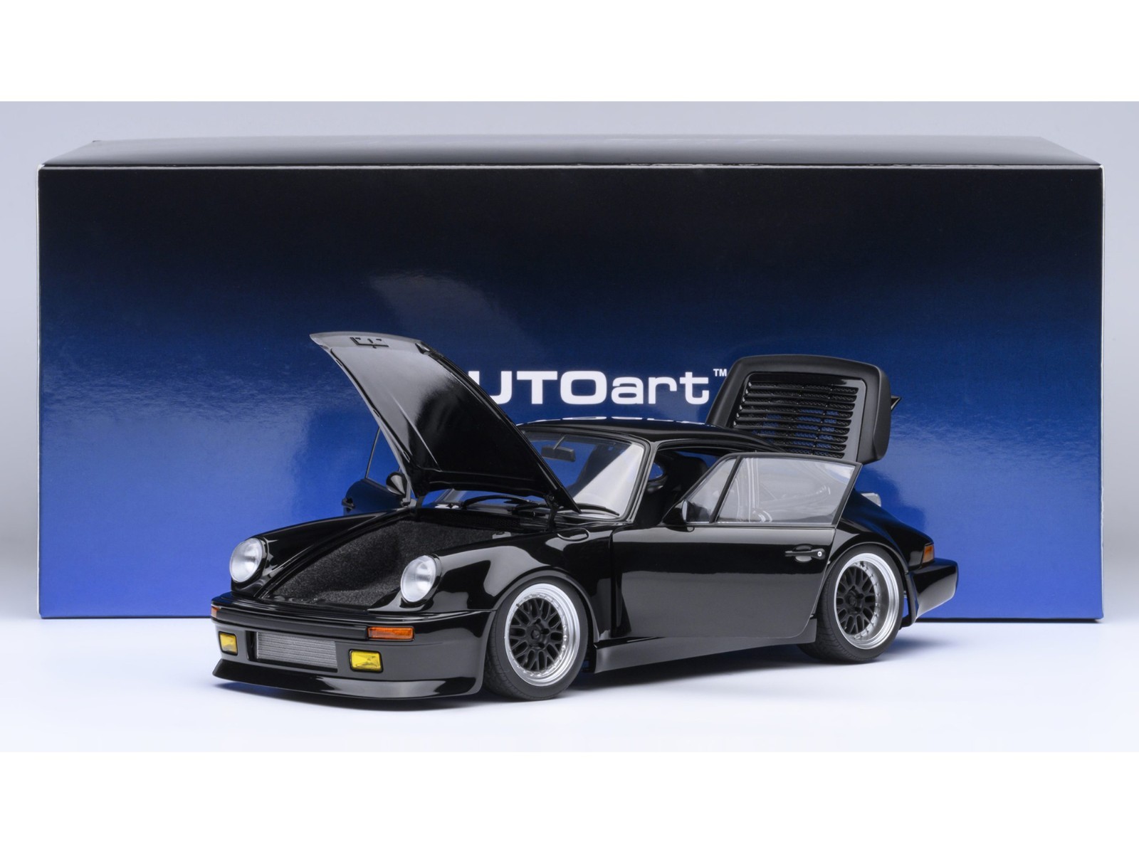 PORSCHE 911 (930) TURBO “BLACKBIRD – WANGAN MIDNIGHT #1” 1/18 BY AUTOART 78158