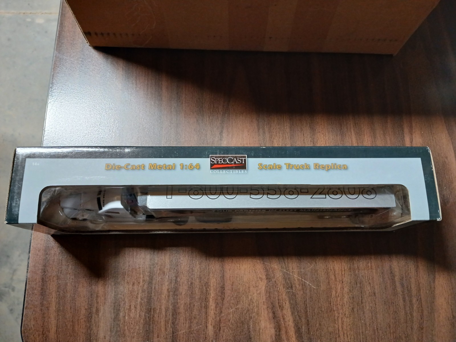 1/64 Imperial Supply Kenworth KW T660 Semi SpecCast