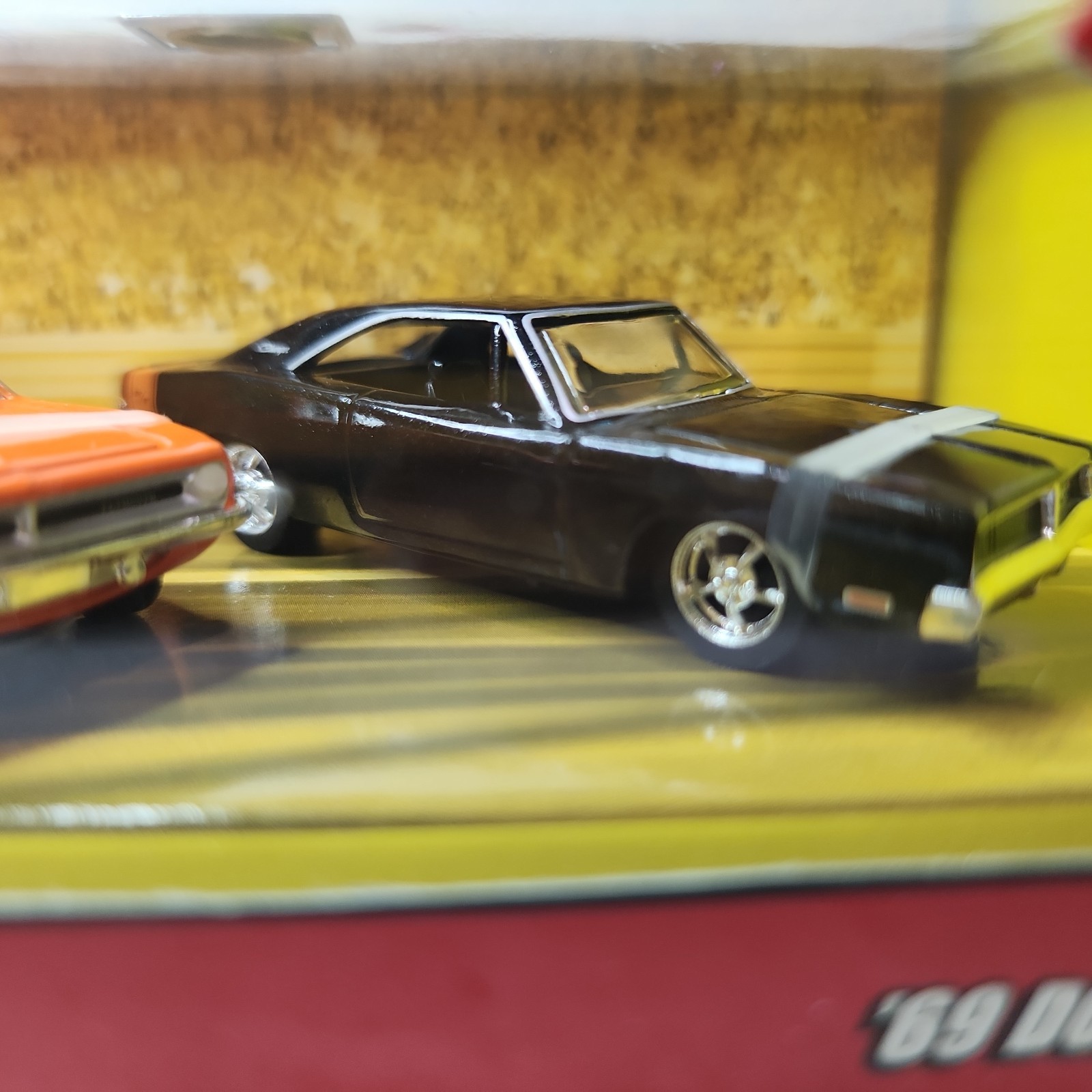 2007 Hot Wheels 40th Boulevard Burners ’70 Plymouth Hemi Cuda ’69 Dodge Charger