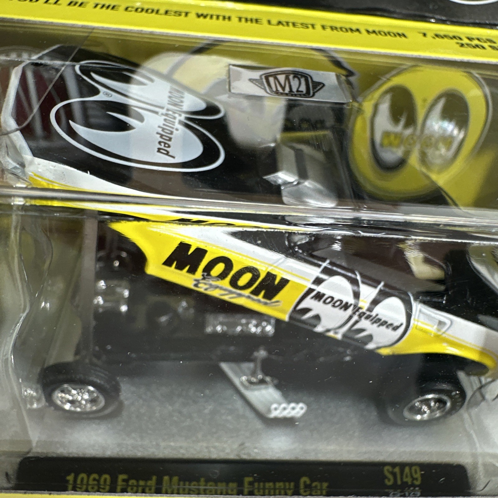 1969 Ford Mustang Funny Car MOON EYES M2 Machines S149 25-120 New in Package