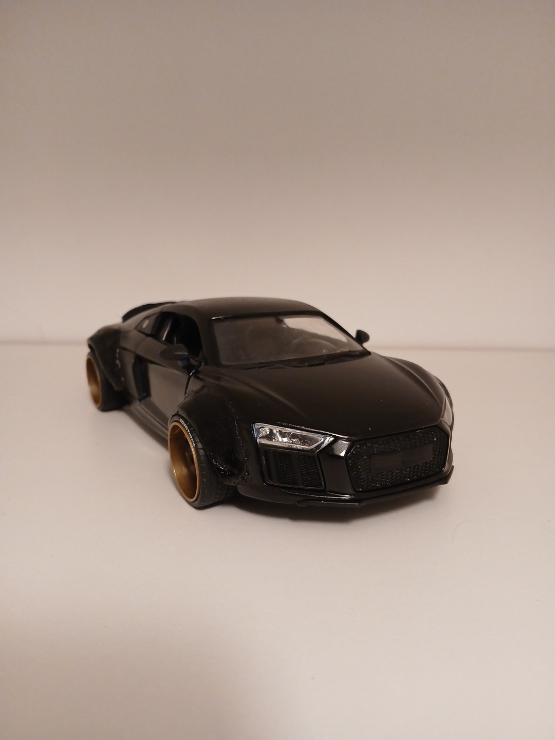 1 24 Maisto CUSTOM Built And Painted widebody Audi R8 V10 Plus READ DESC