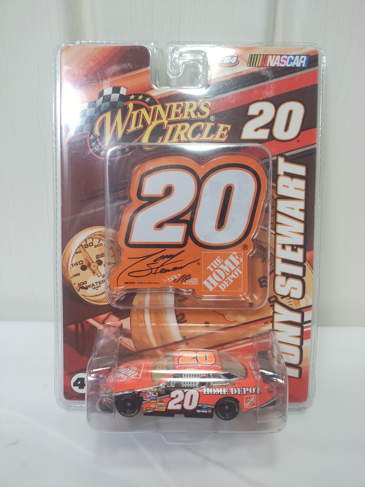 Die Cast Car Tony Stewart #20 Home Depot NASCAR Racing Winners Circle + Magnet