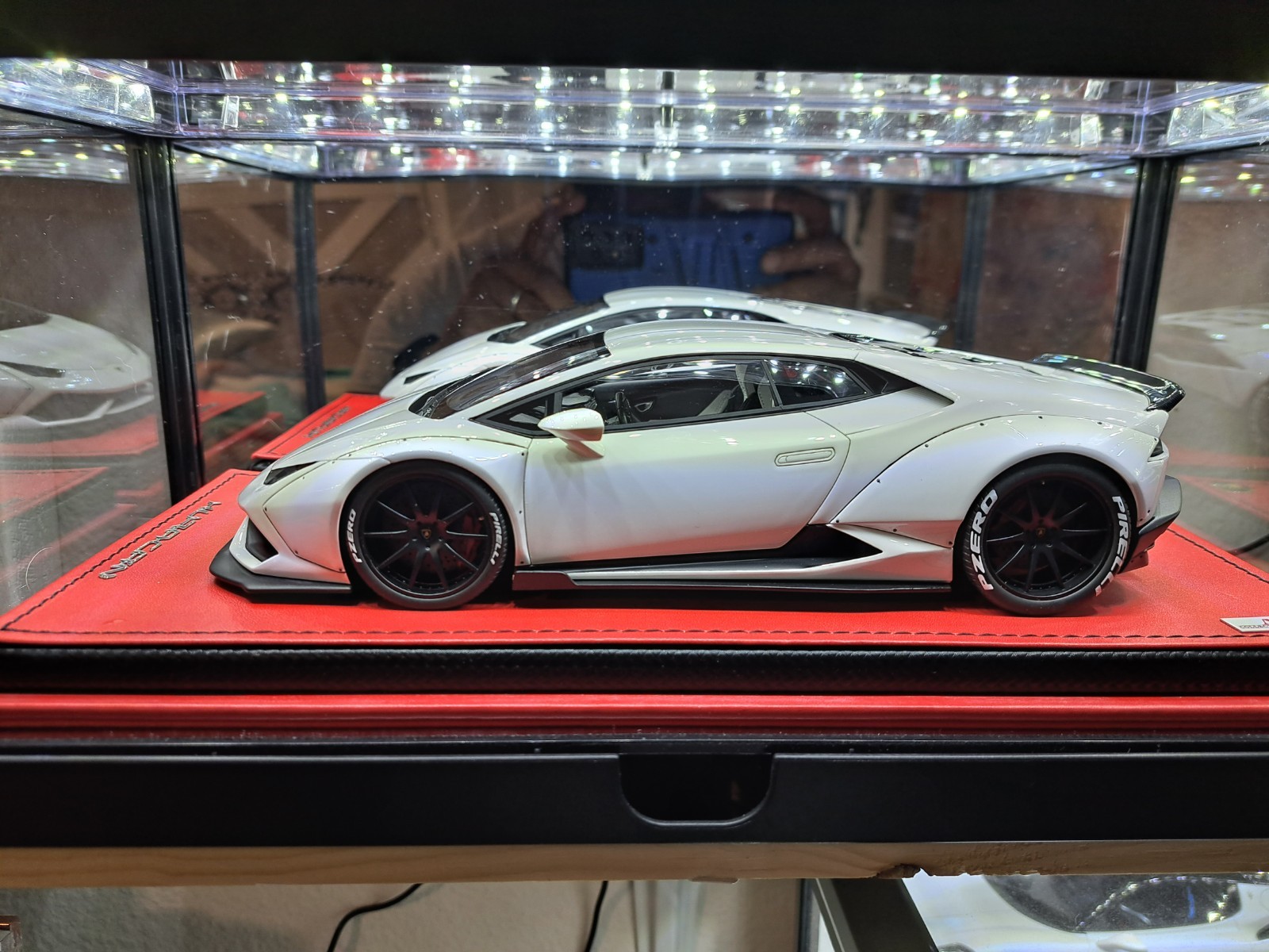 1/18 MR LAMBORGHINI HURACAN LB PERFORMANCE WHITE