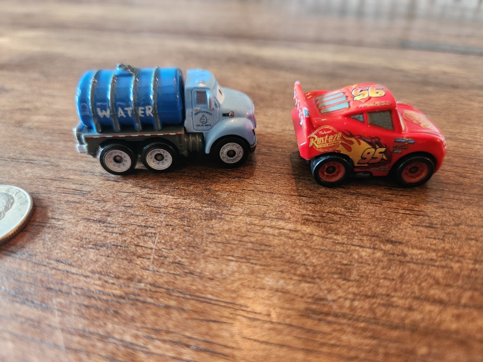 Mattel Disney/Pixar Cars Mini Racers – Set of 2 – Mr. Drippy & Lightning McQueen