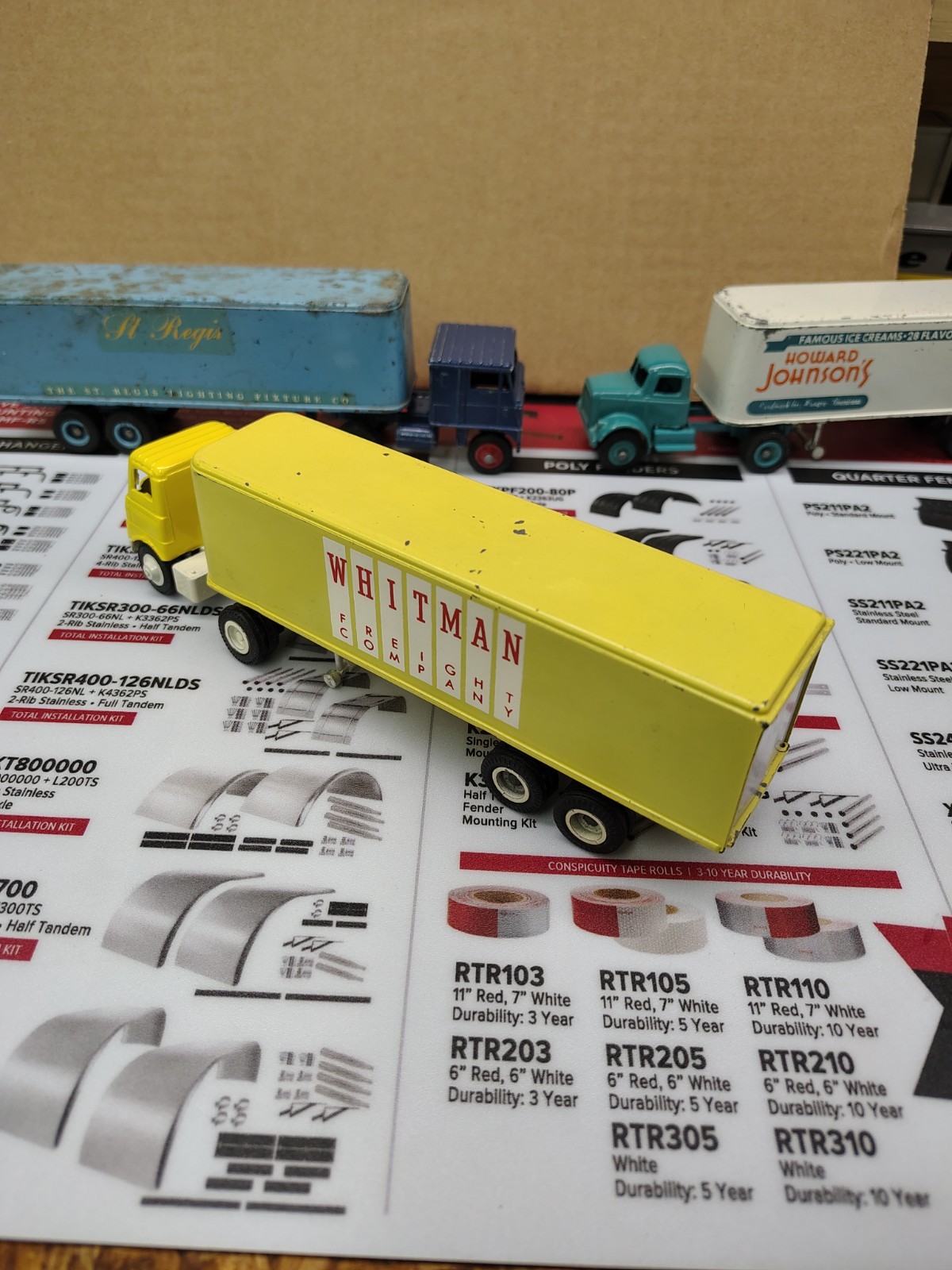 winross 1/64 diecast tractor trailer/semi vintage Whitman freight company