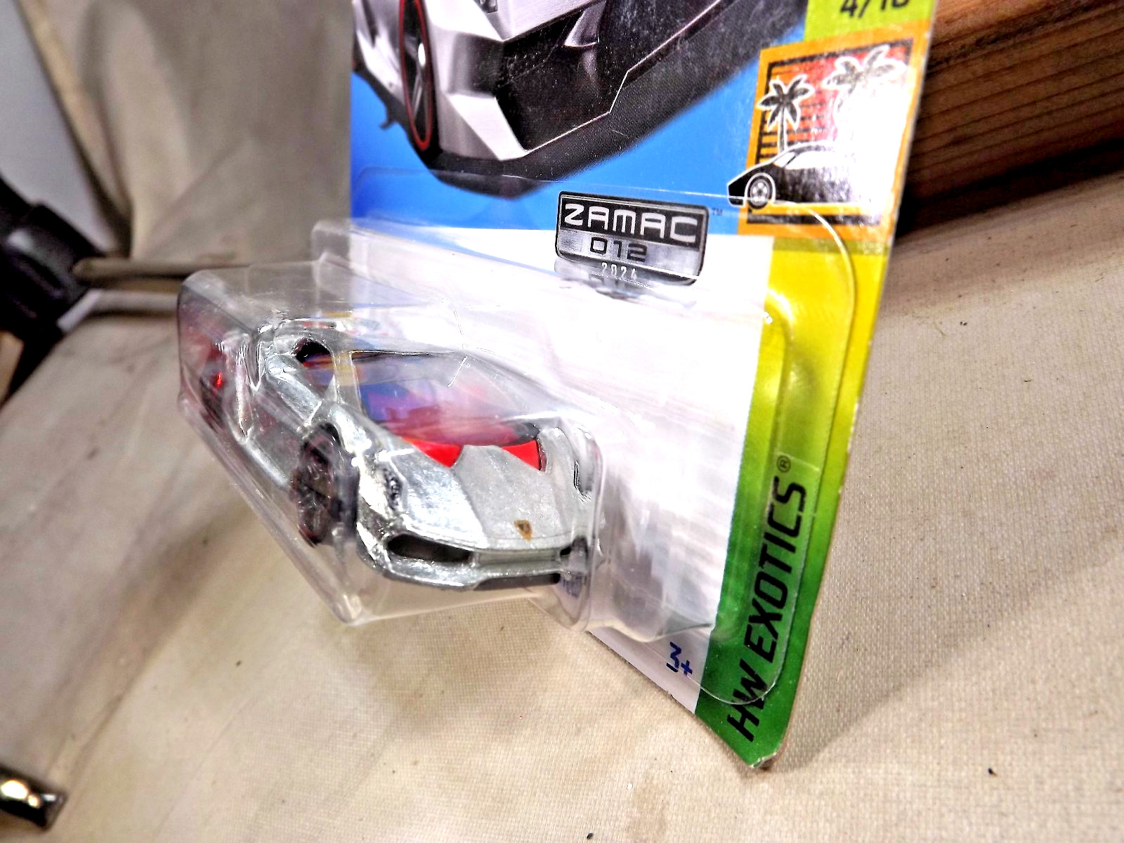 2024 Hot Wheels Walmart #12 Zamac #204 HW Exotic 4/10 LAMBORGHINI SESTO ELEMENTO