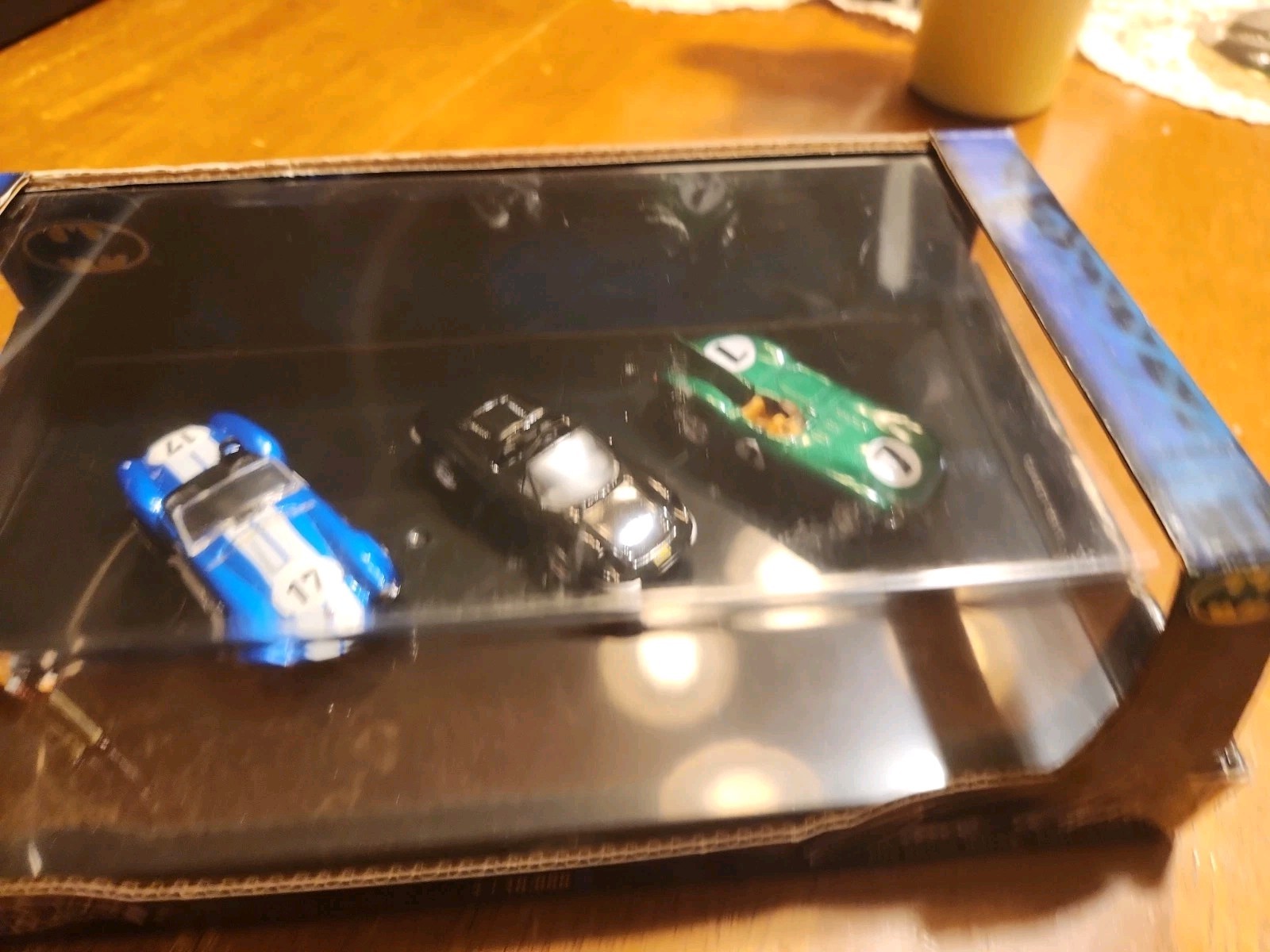 Hot Wheels Bruce Wayne Collection Batman 3 Car Set Jaguar/Ferrari/Shelby Read
