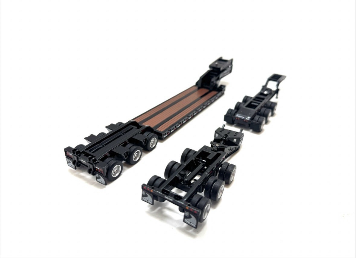 TRAIL KING TK170 LOWBOY TRAILER BLACK W/JEEP 1/64 BY DIECAST MASTERS 71165