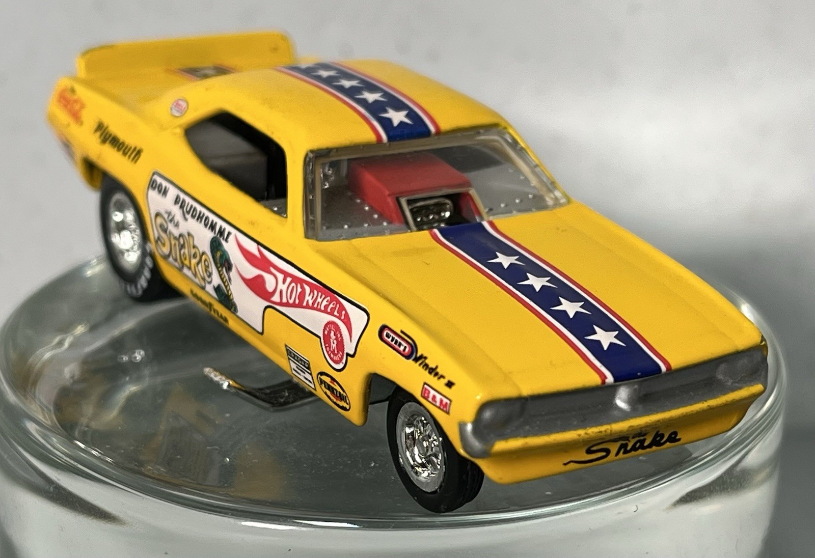 1:64 Hot Wheels LE Don The Snake Prudhomme Plymouth Barracuda Funny Car Yellow