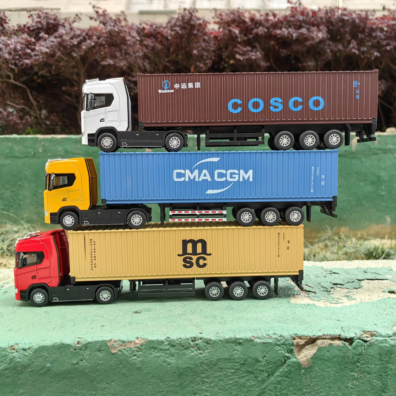 1:50 Scale Alloy Diecast Truck Model with Sound and Light for Kids